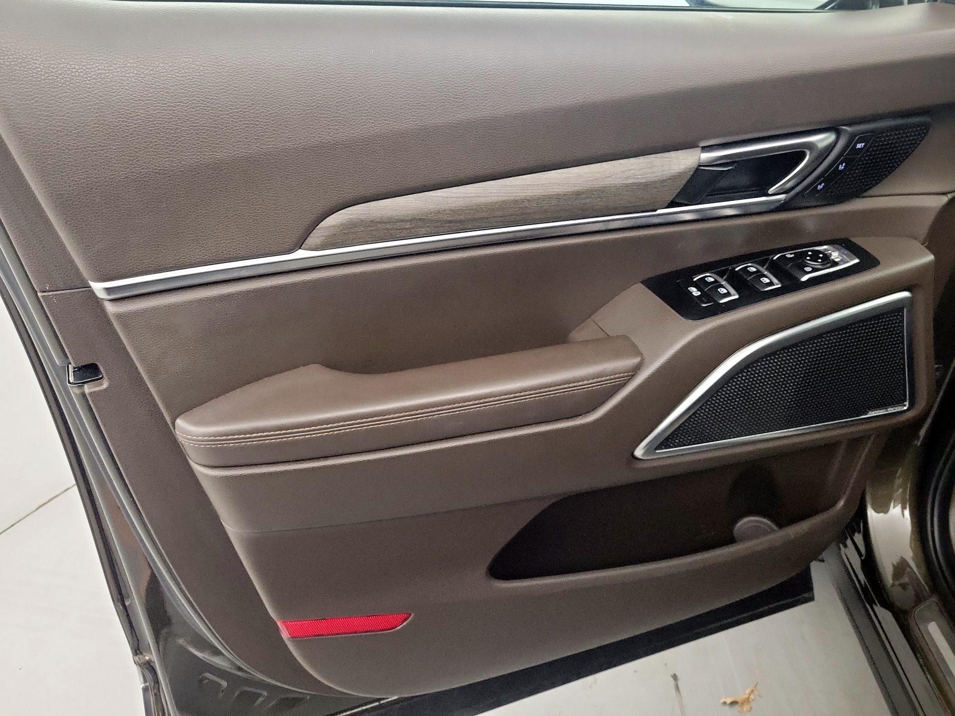 Thumbnail: 2022 Kia Telluride - 12