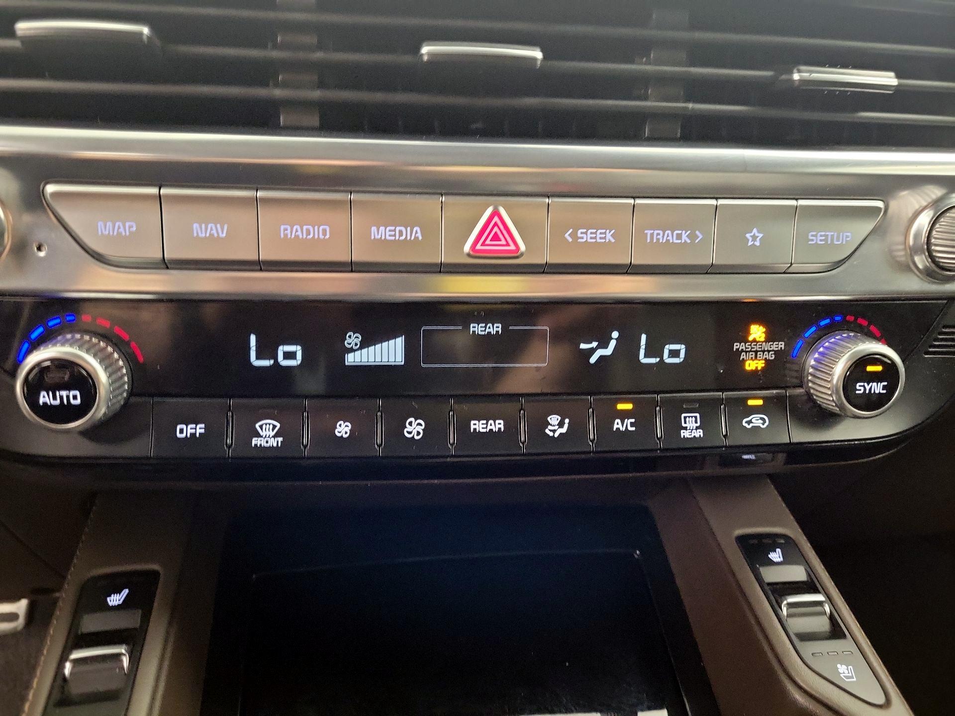 Thumbnail: 2022 Kia Telluride - 17