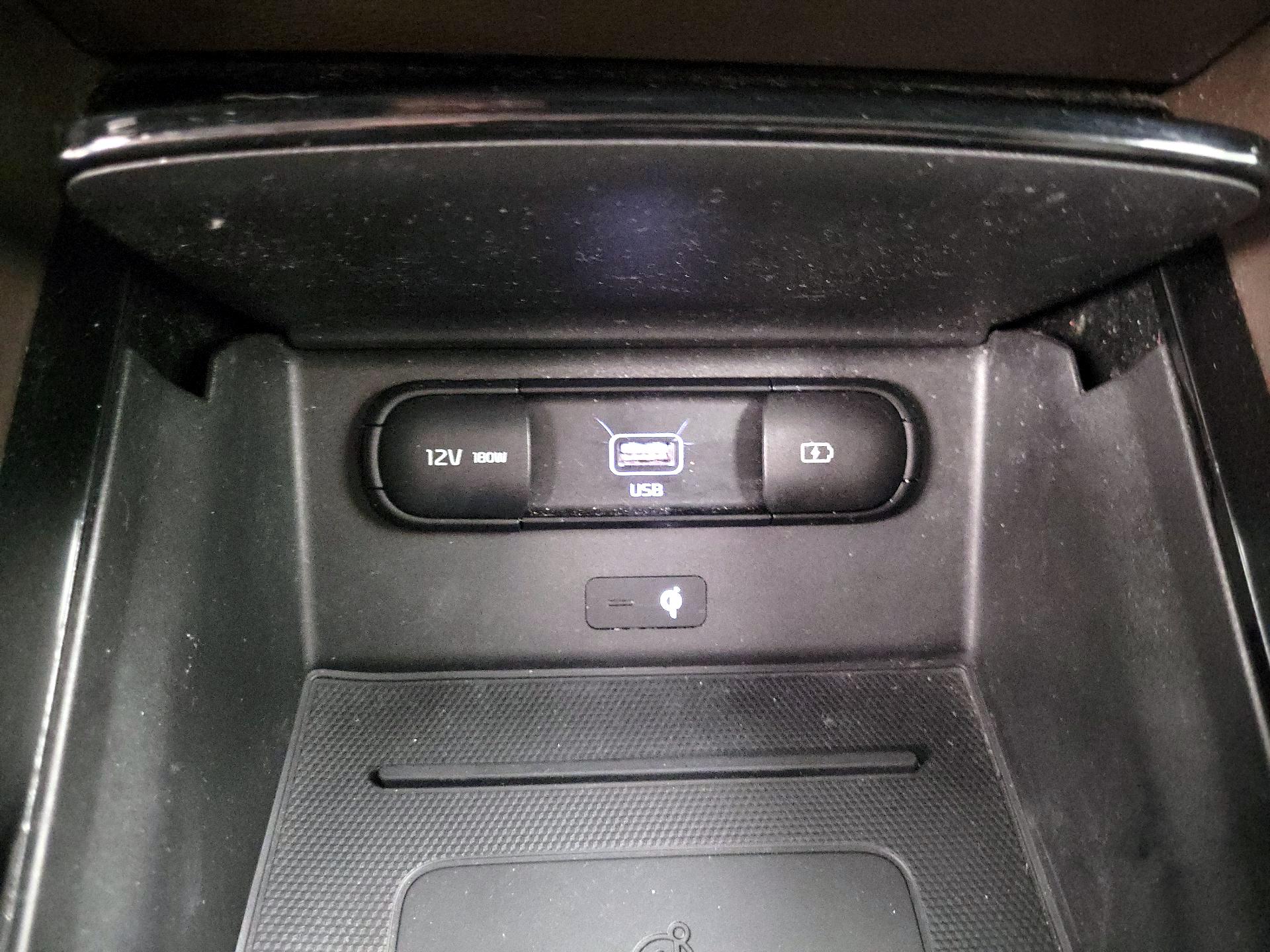 Thumbnail: 2022 Kia Telluride - 19