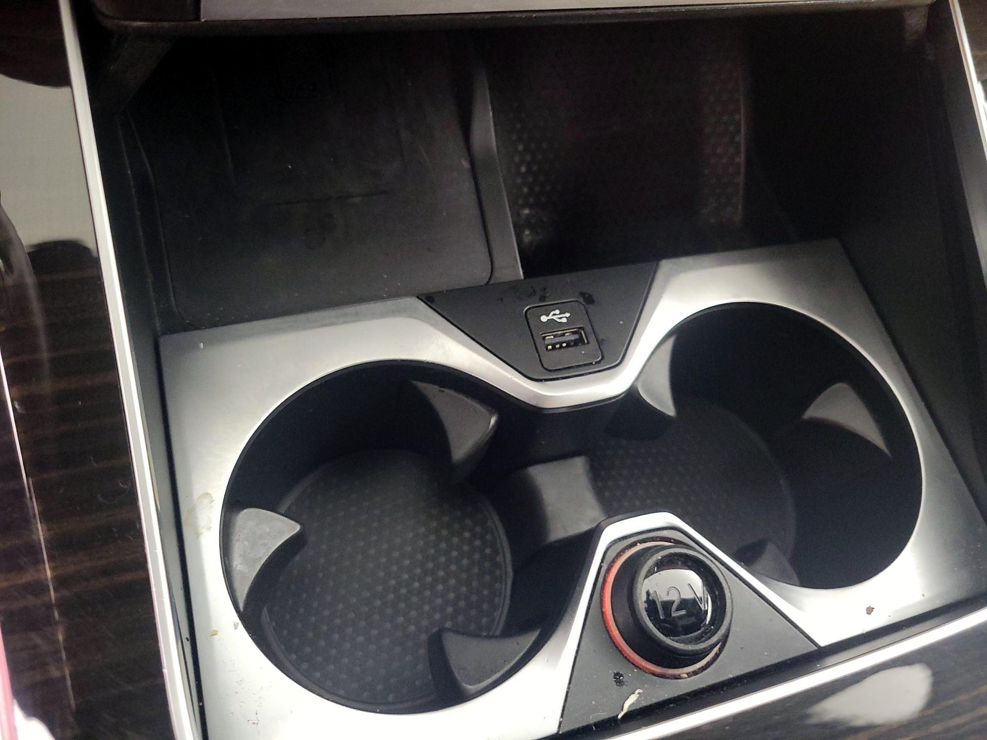 Thumbnail: 2021 BMW X7 - 18