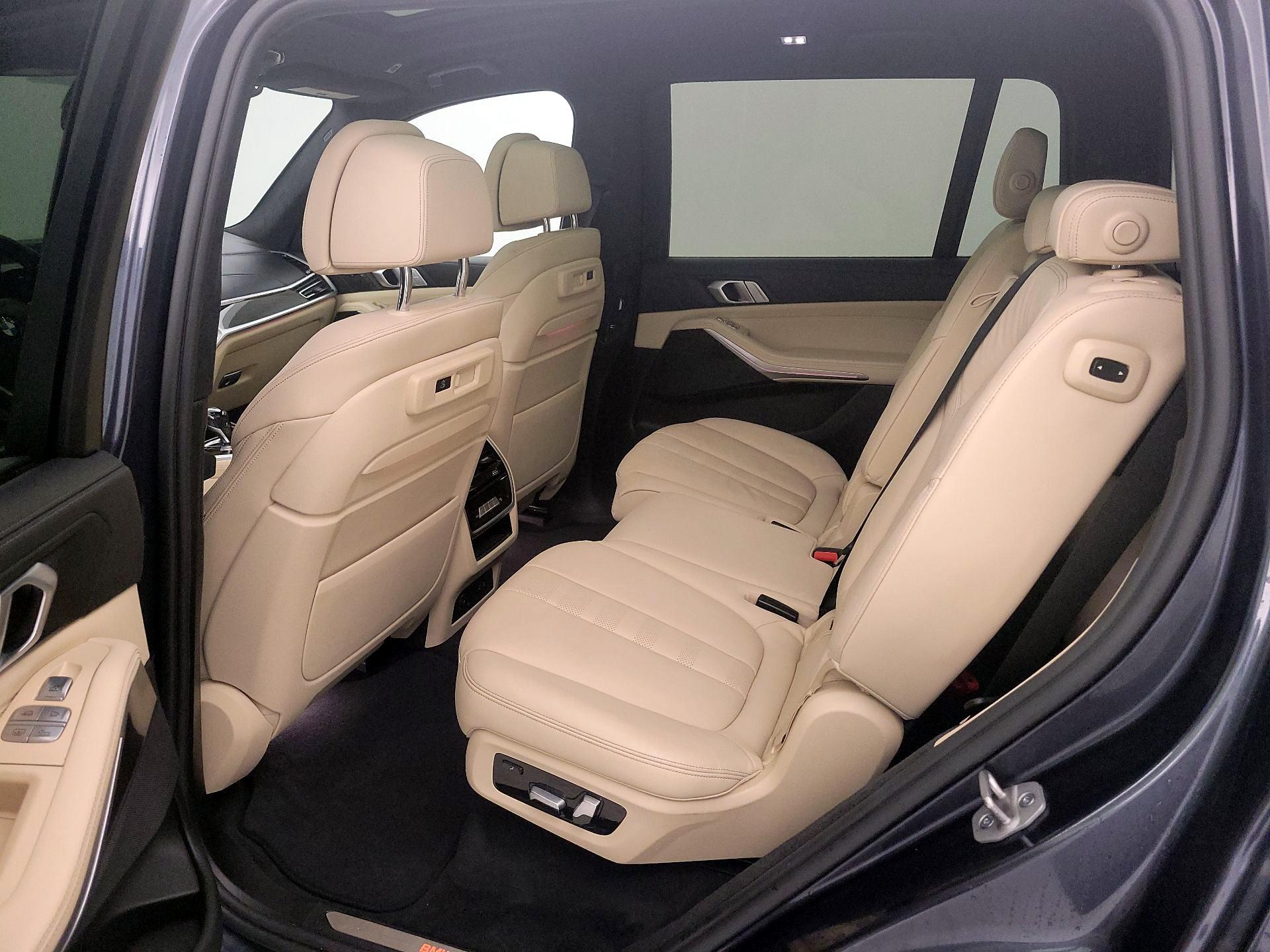 Thumbnail: 2021 BMW X7 - 20