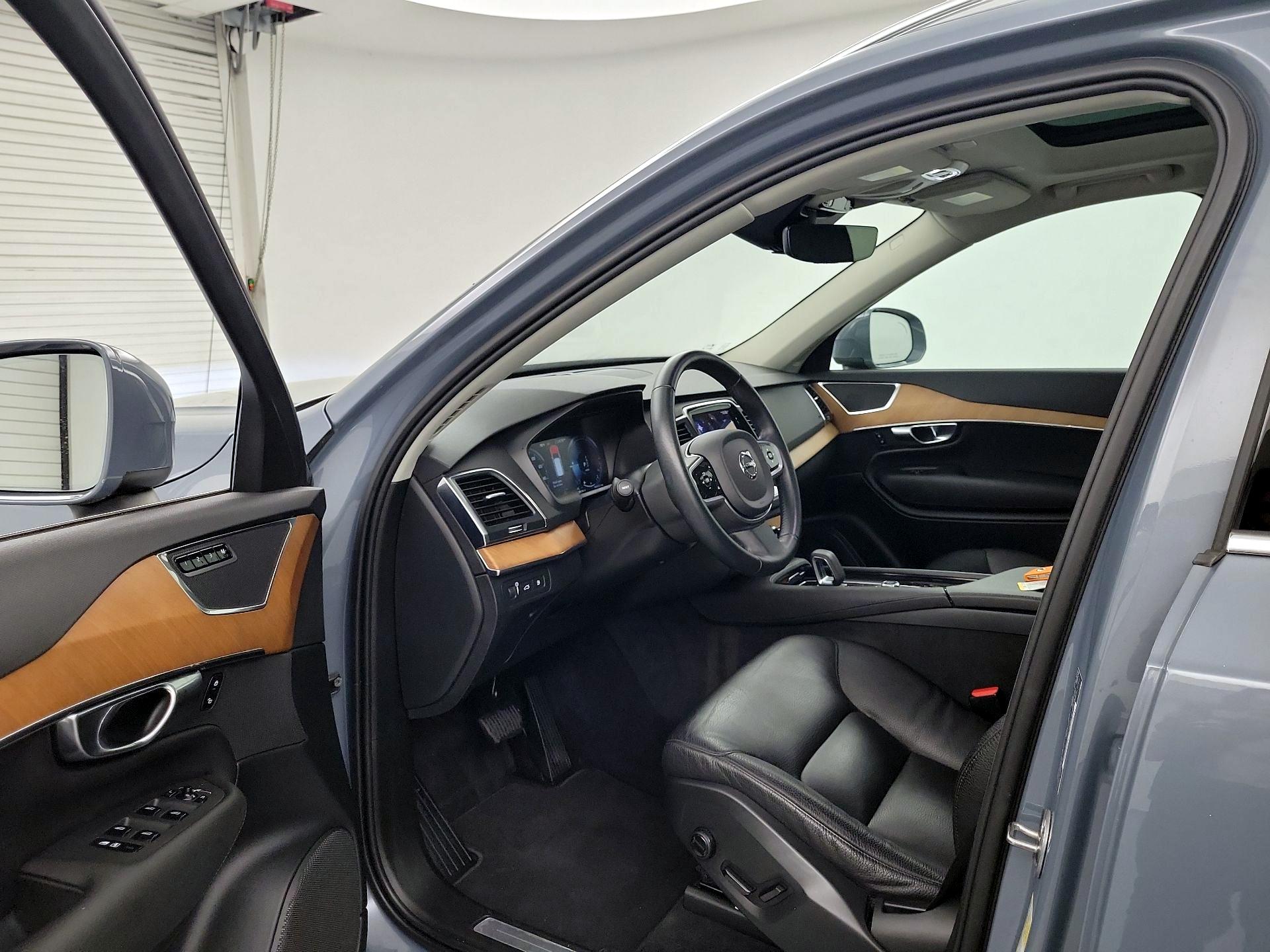 Thumbnail: 2022 Volvo XC90 - 9