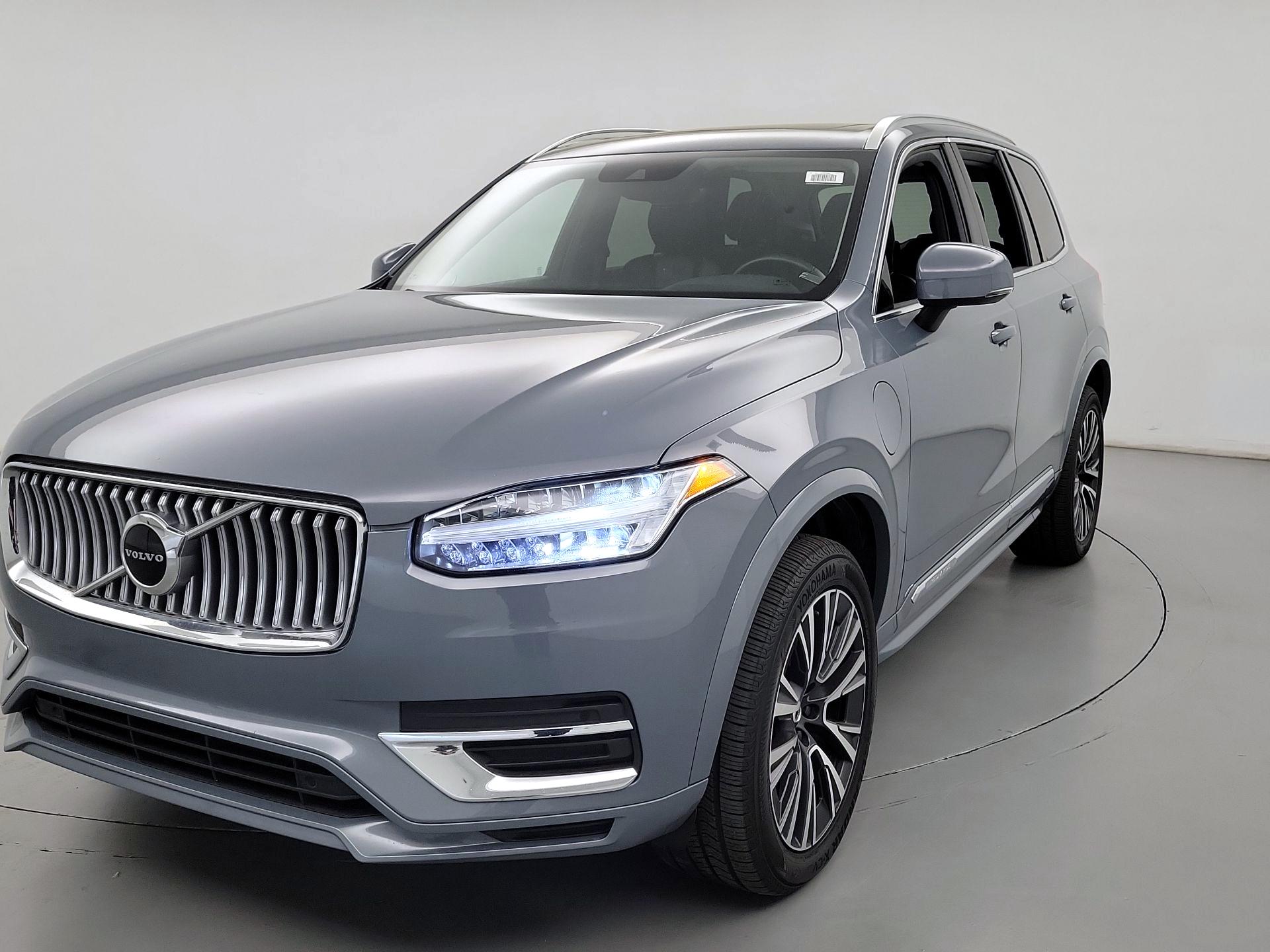 Thumbnail: 2022 Volvo XC90 - 3