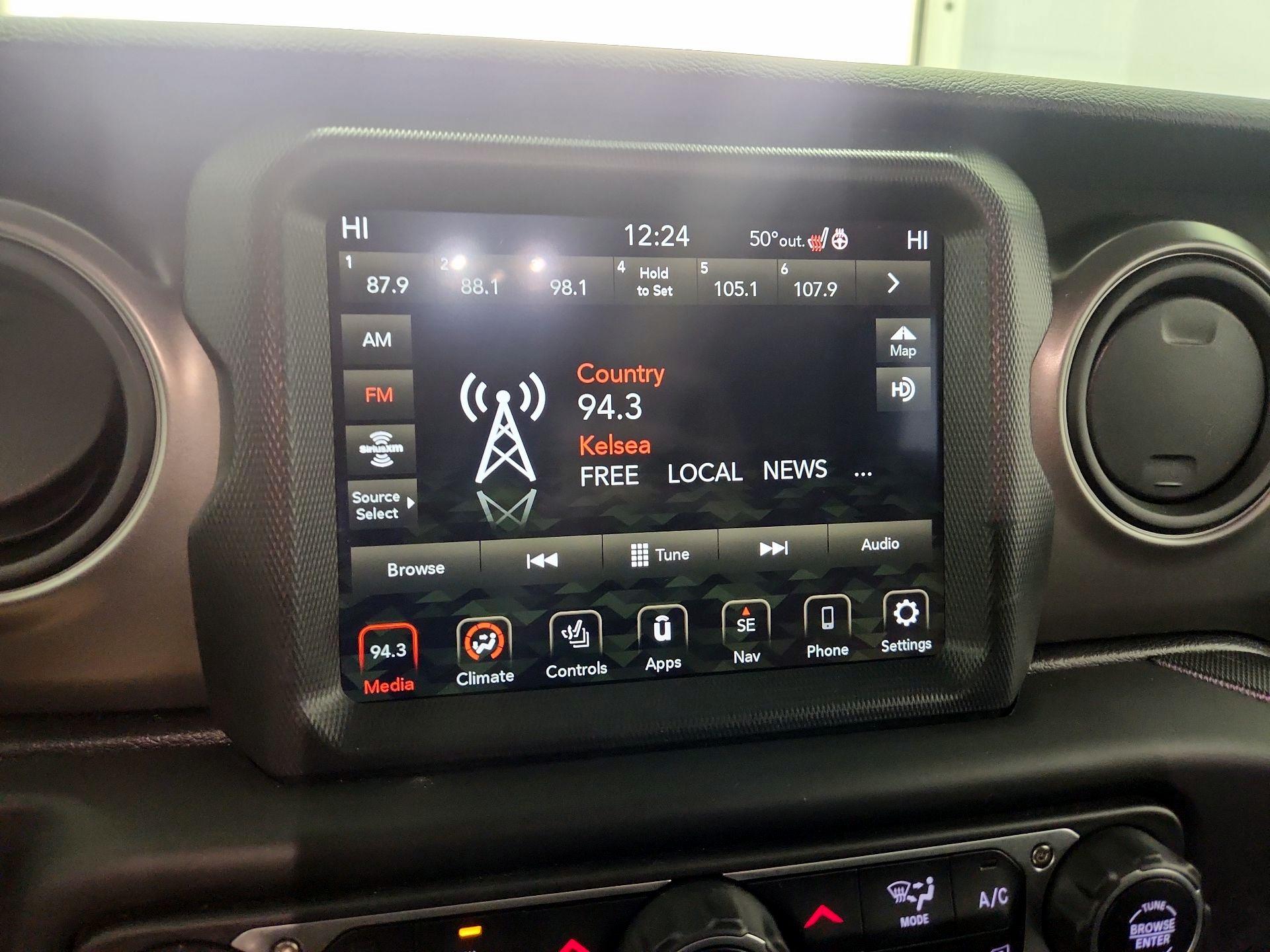 Thumbnail: 2023 Jeep Wrangler - 16