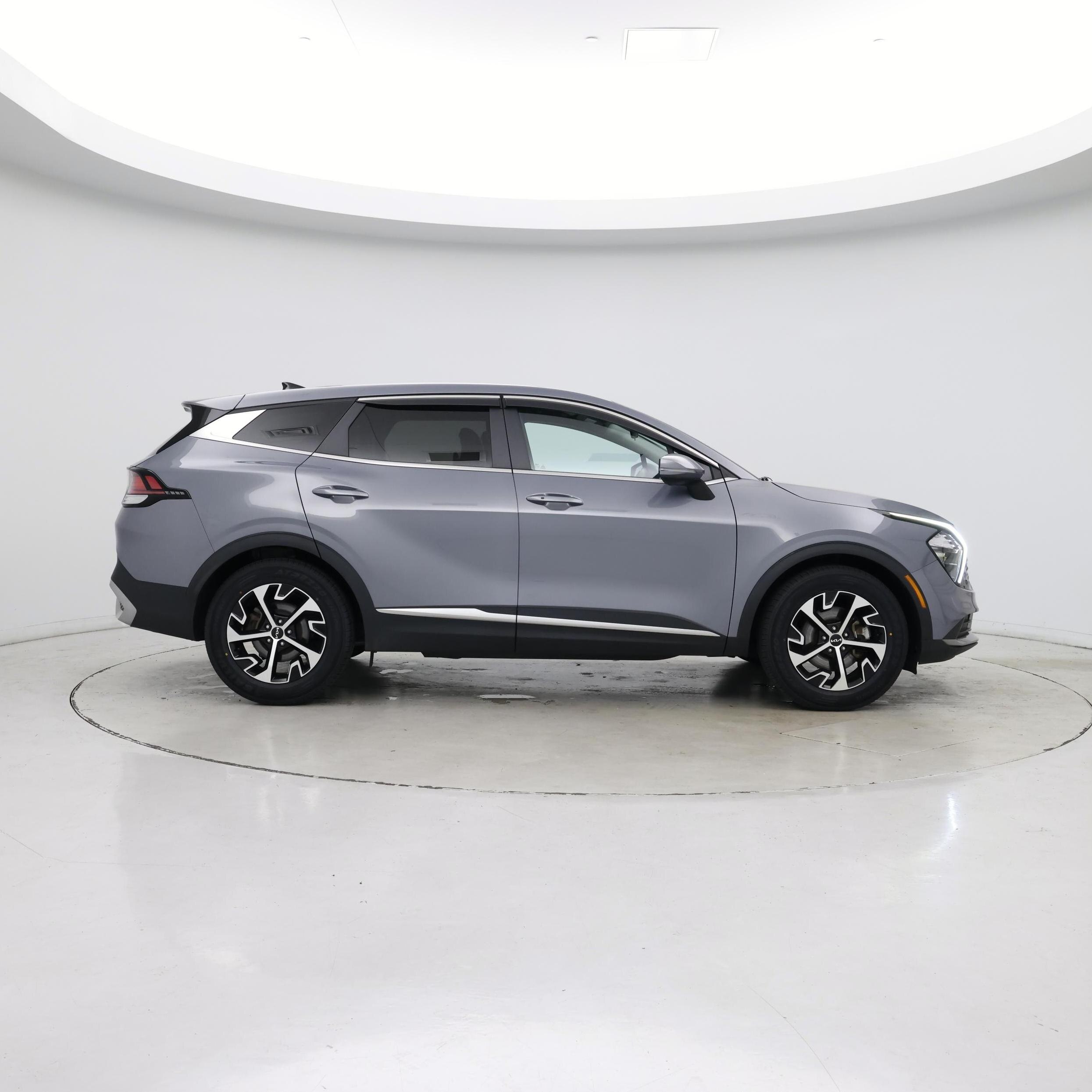 Thumbnail: 2023 Kia Sportage - 7