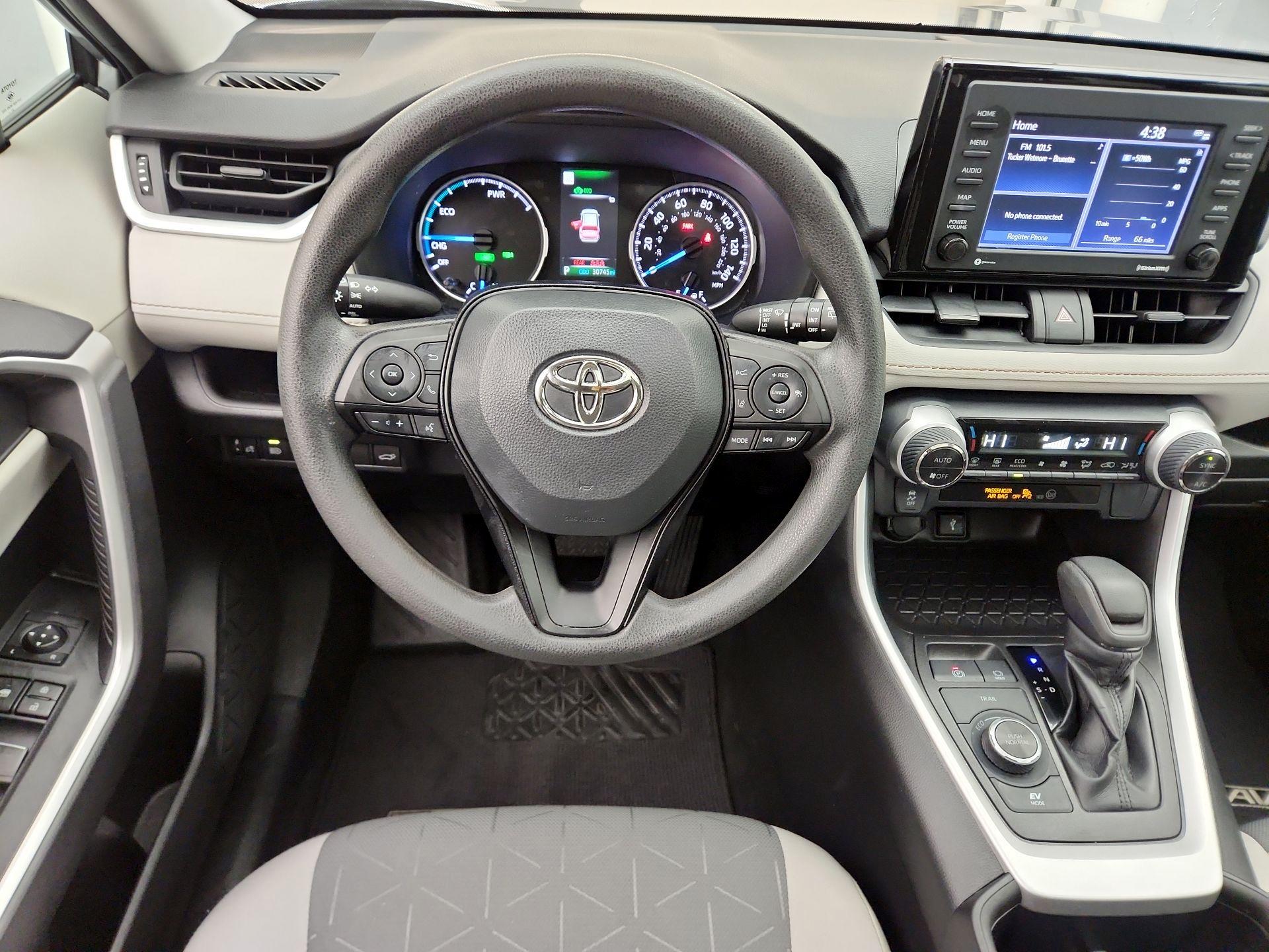 Thumbnail: 2022 Toyota RAV4 - 10