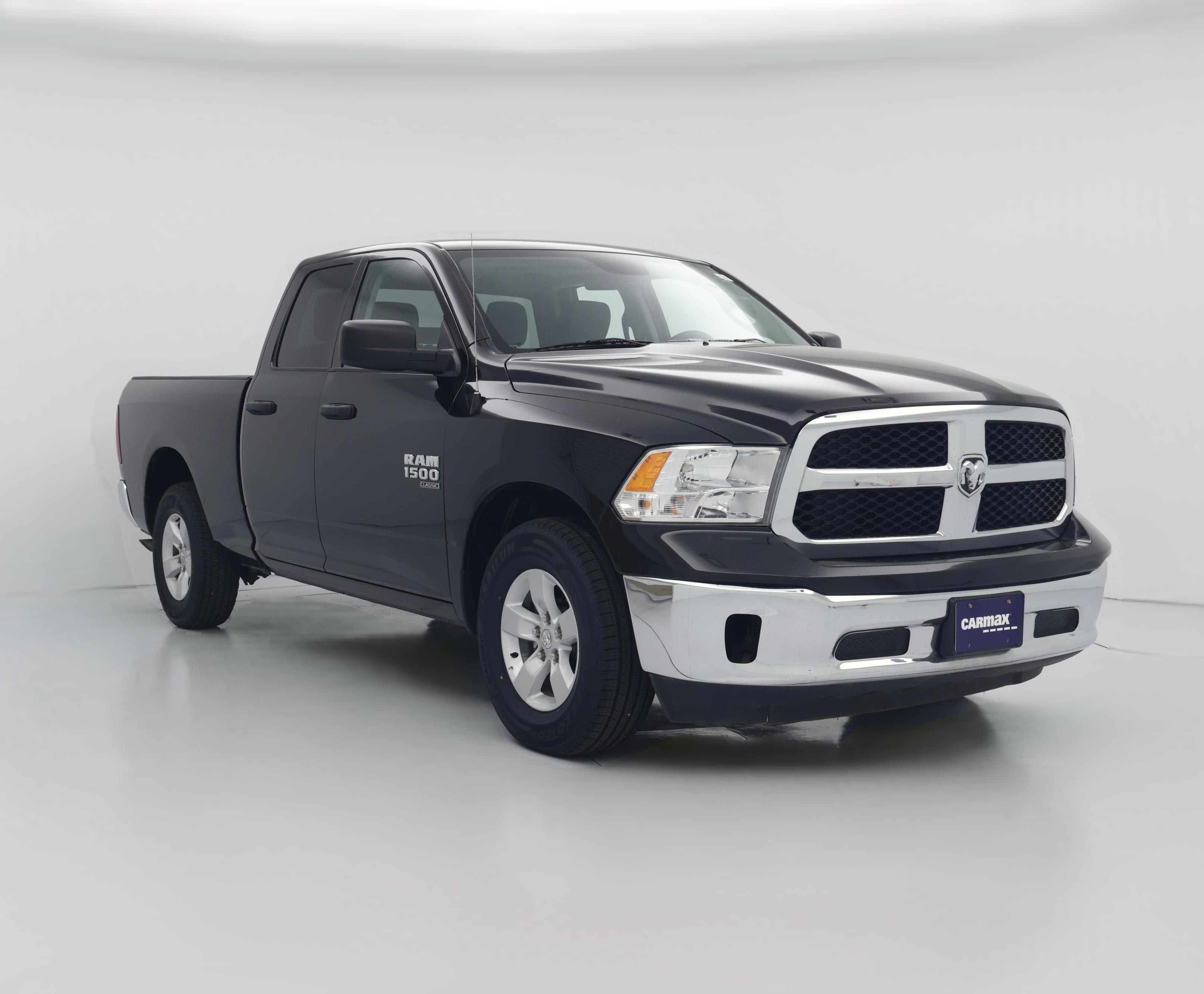 Thumbnail: 2024 RAM 1500 Classic - 1