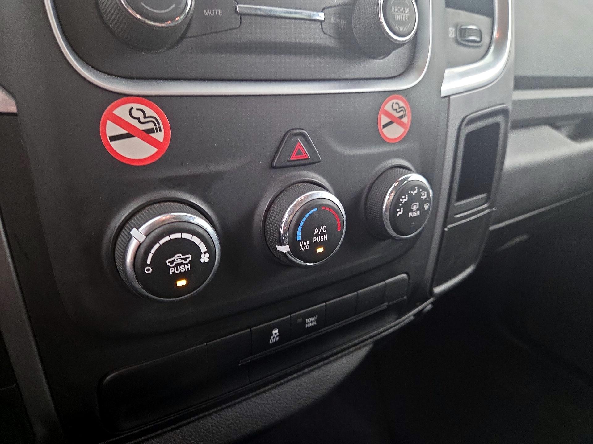 Thumbnail: 2024 RAM 1500 Classic - 16