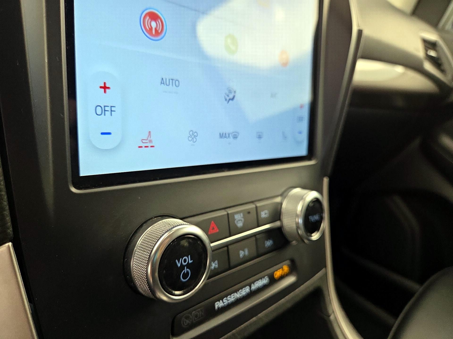 Thumbnail: 2024 Ford Edge - 16