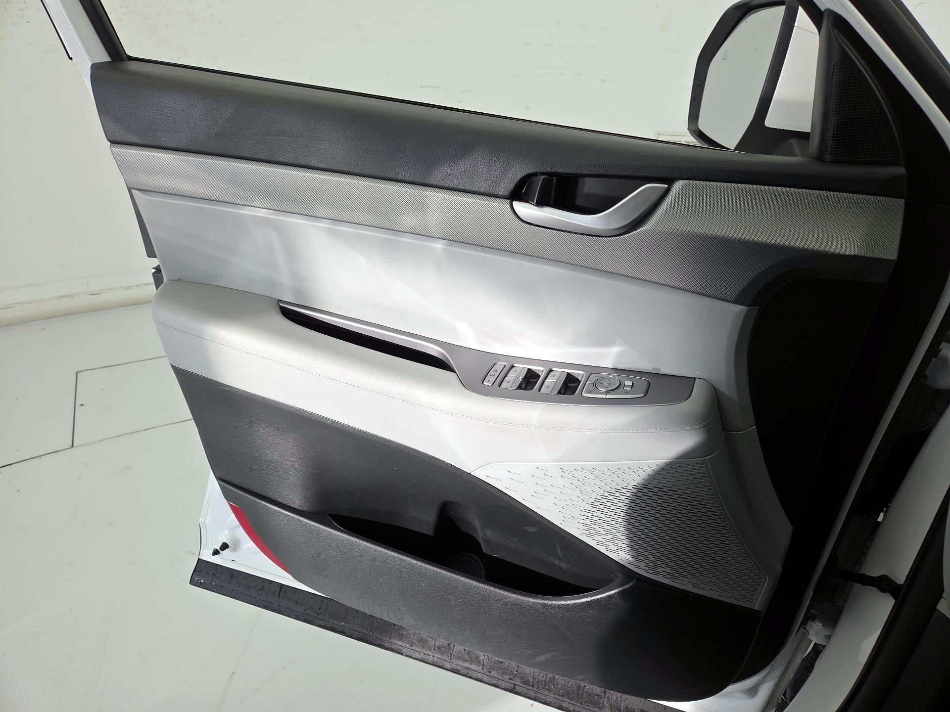 Thumbnail: 2025 Hyundai Palisade - 12