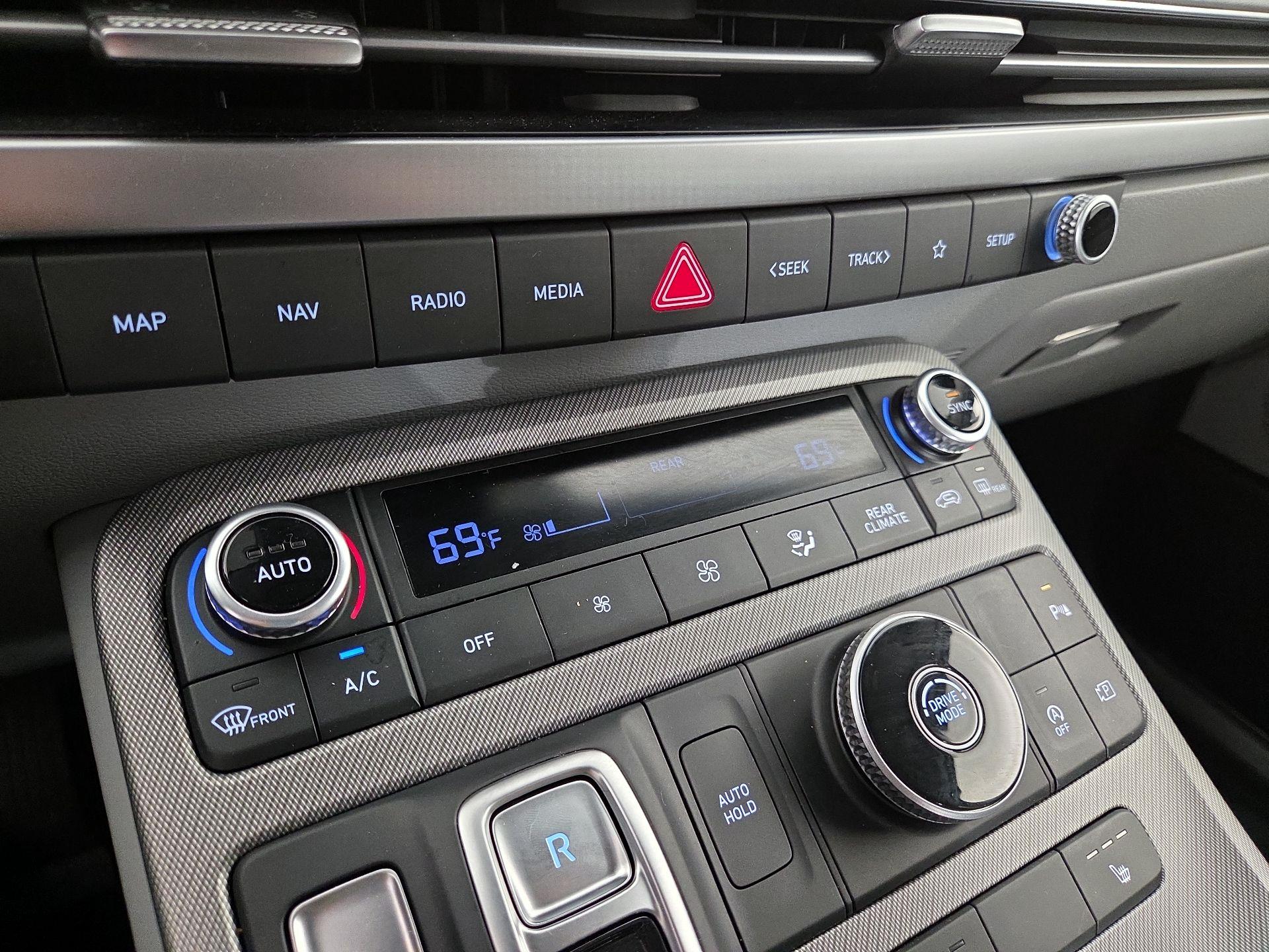 Thumbnail: 2025 Hyundai Palisade - 16