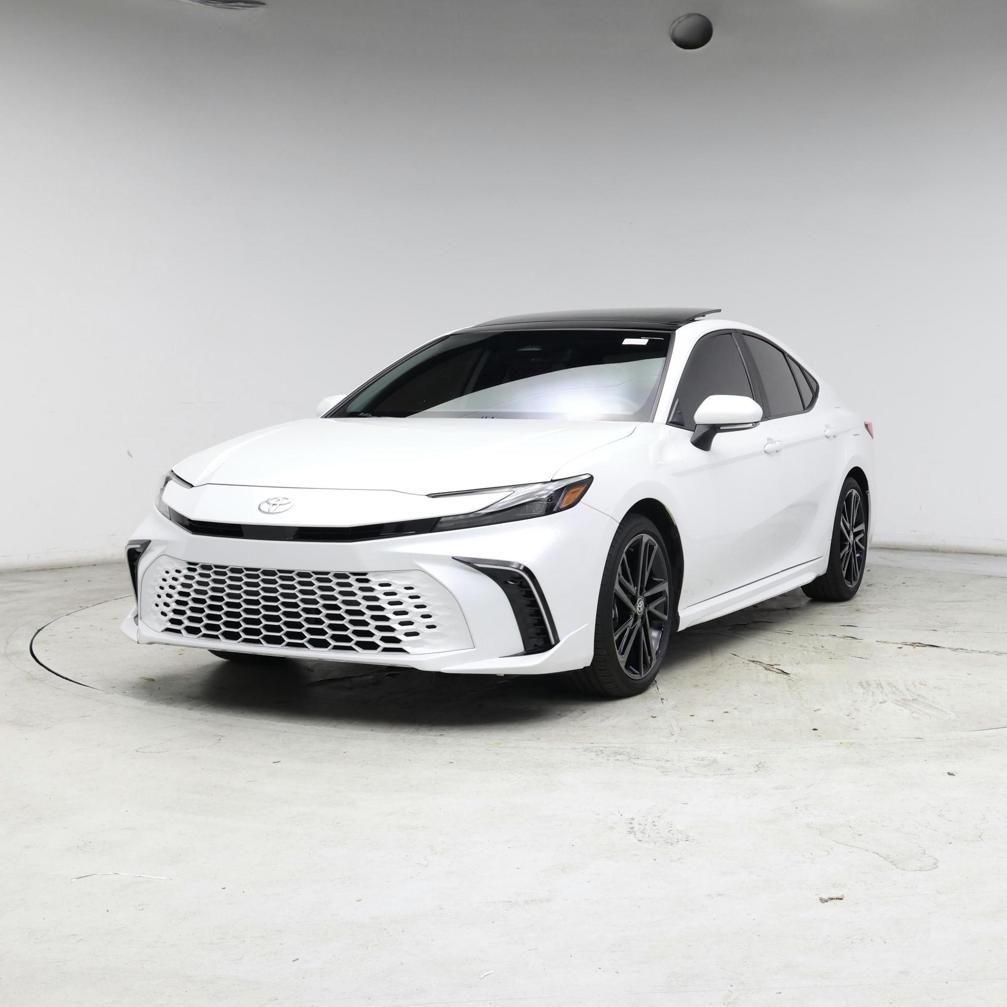 Thumbnail: 2025 Toyota Camry - 4