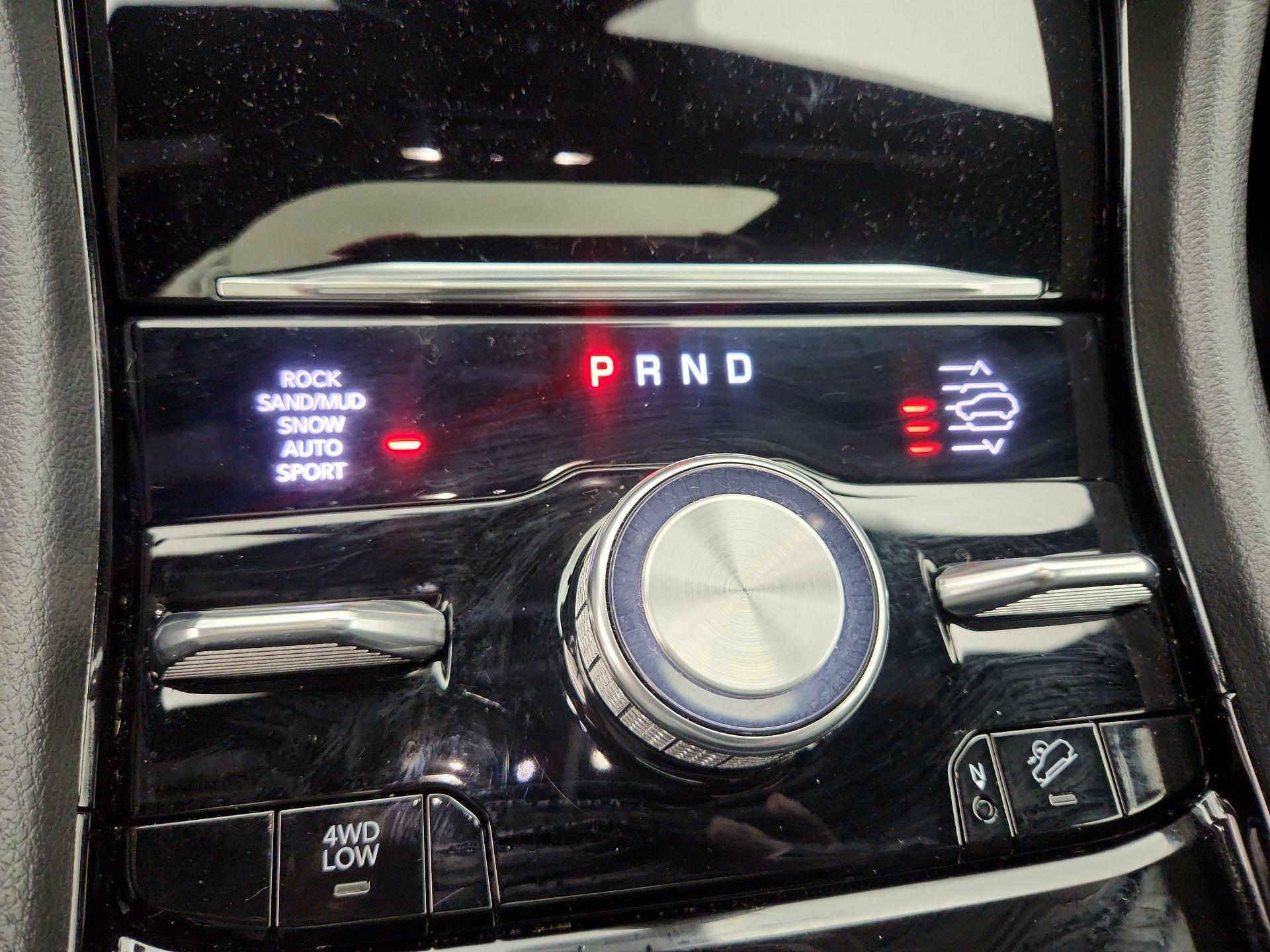 Thumbnail: 2023 Jeep Grand Cherokee - 18