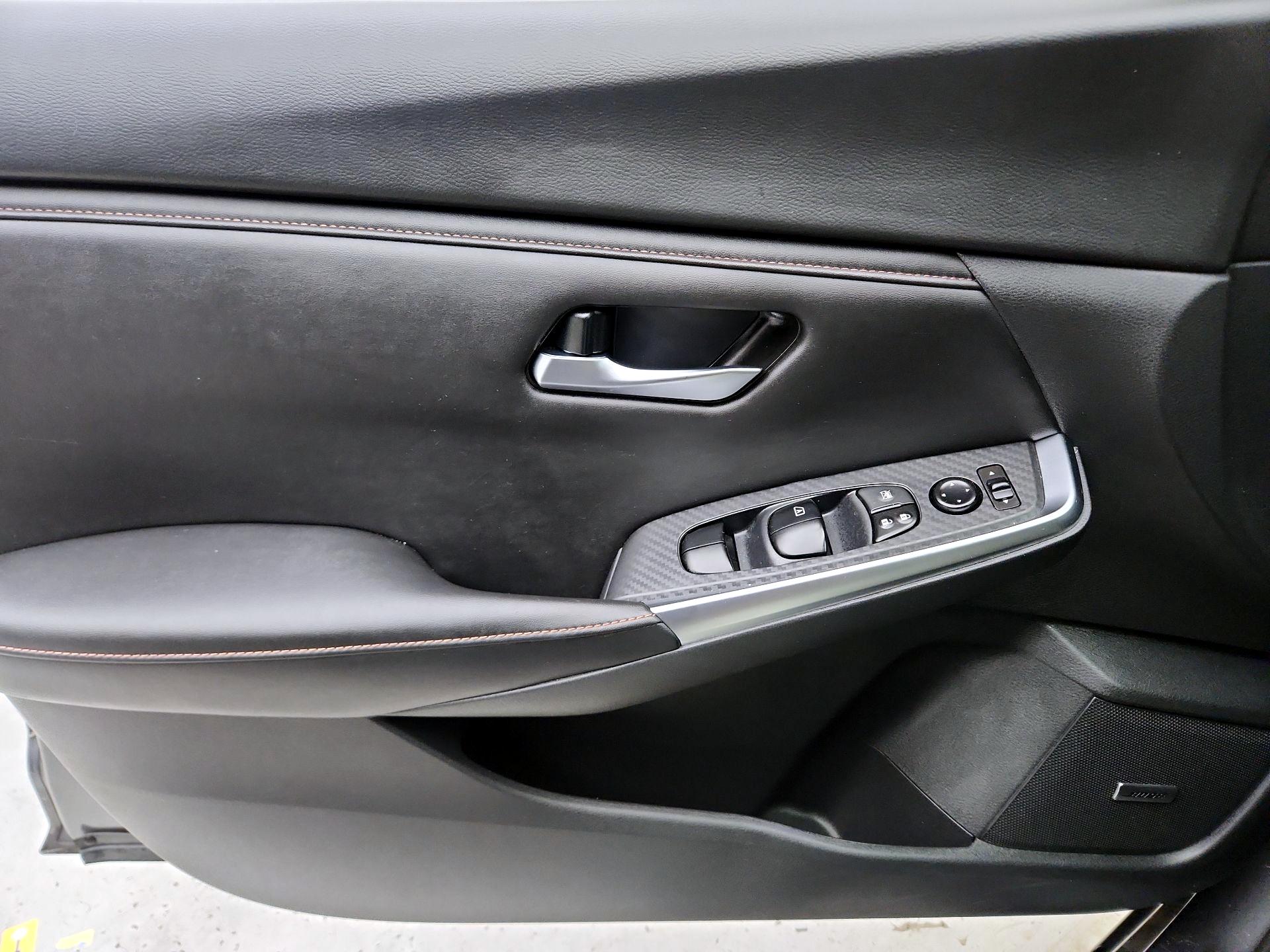 Thumbnail: 2023 Nissan Sentra - 12