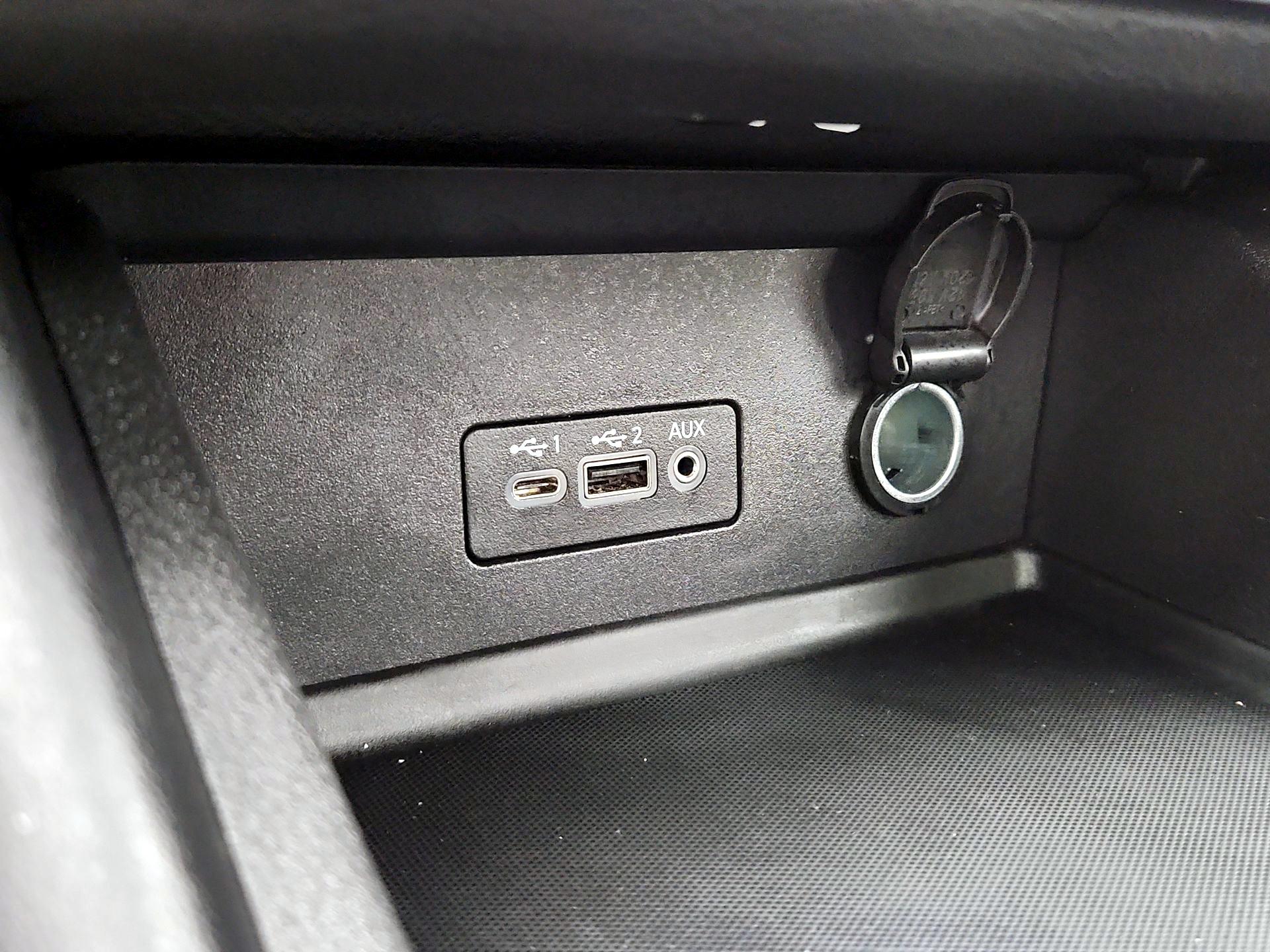 Thumbnail: 2023 Nissan Sentra - 18