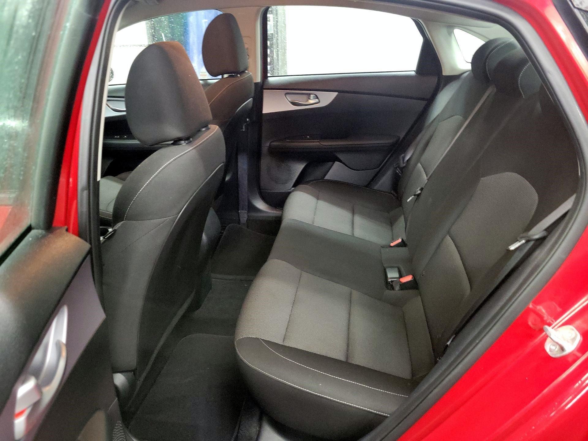 Thumbnail: 2024 Kia Forte - 16