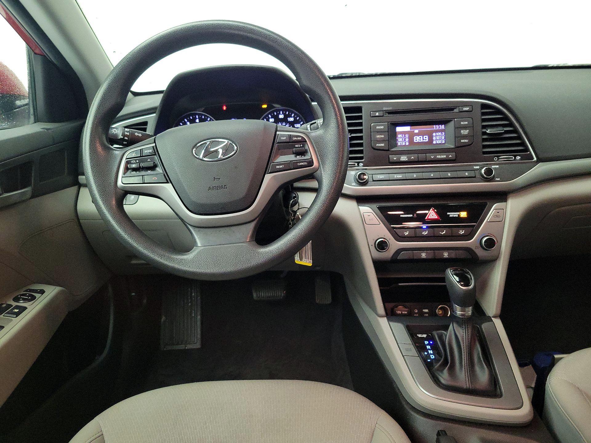 Thumbnail: 2018 Hyundai Elantra - 10