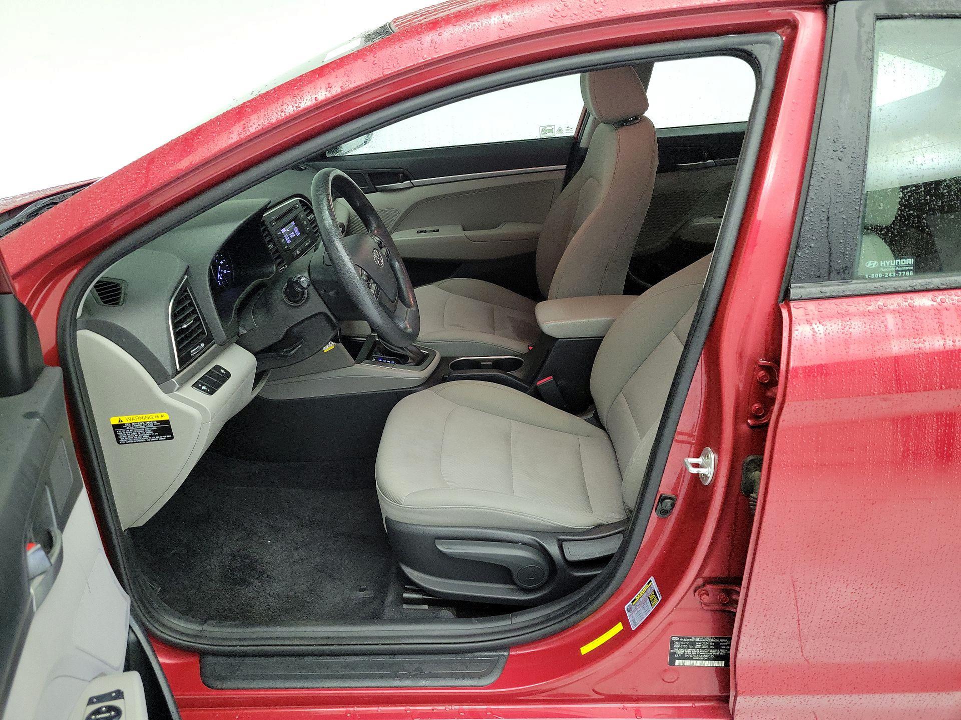 Thumbnail: 2018 Hyundai Elantra - 11