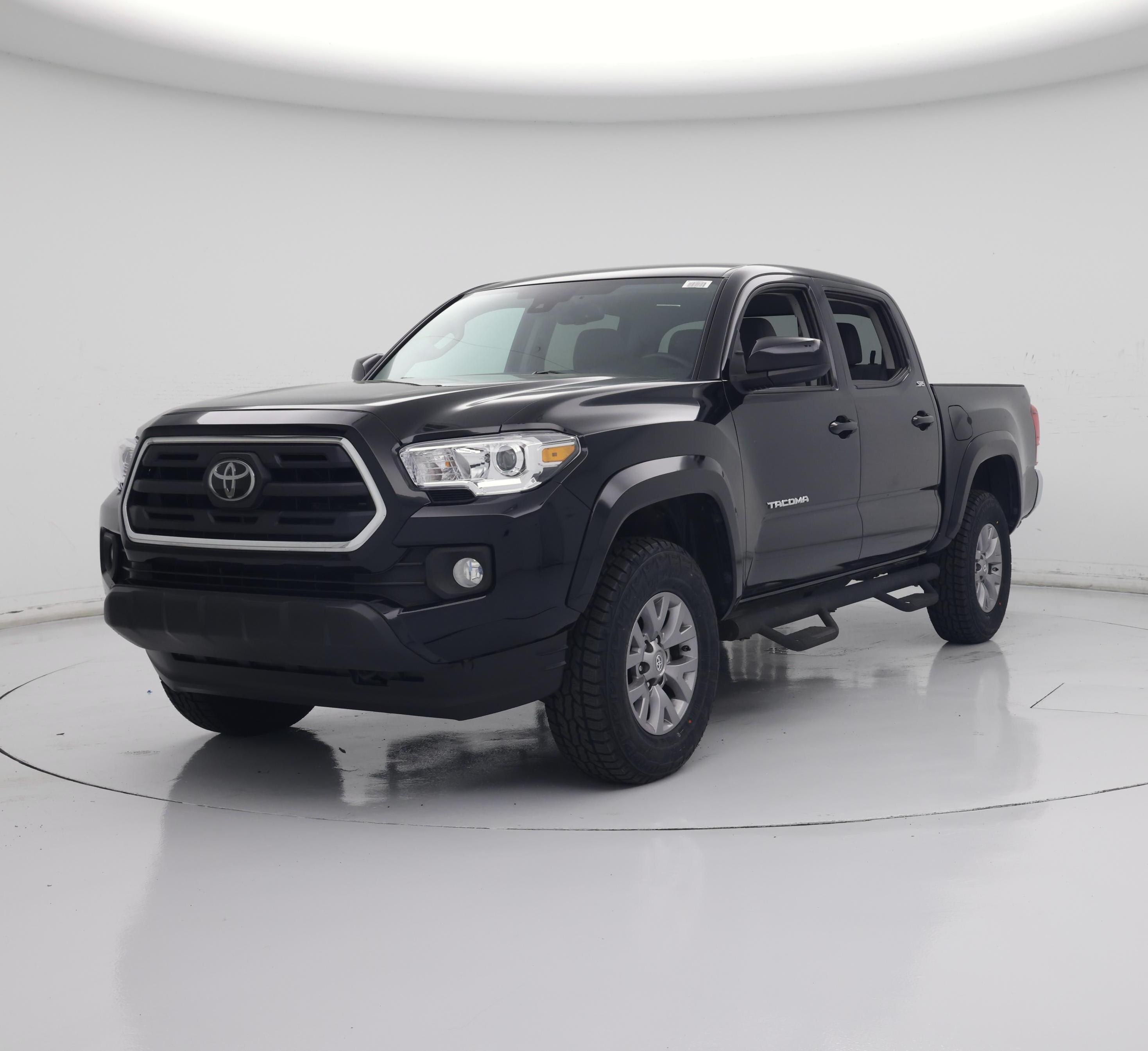 Thumbnail: 2019 Toyota Tacoma - 4