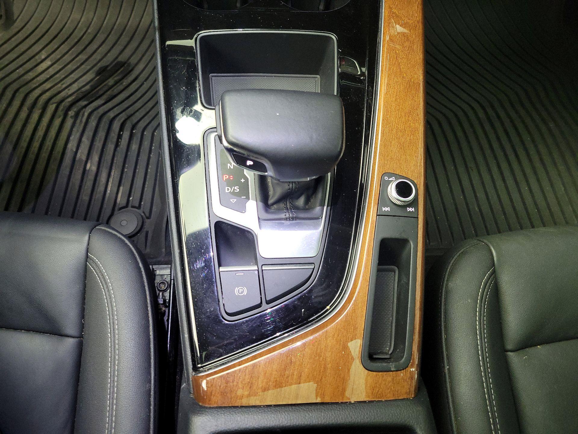 Thumbnail: 2021 Audi A4 - 17