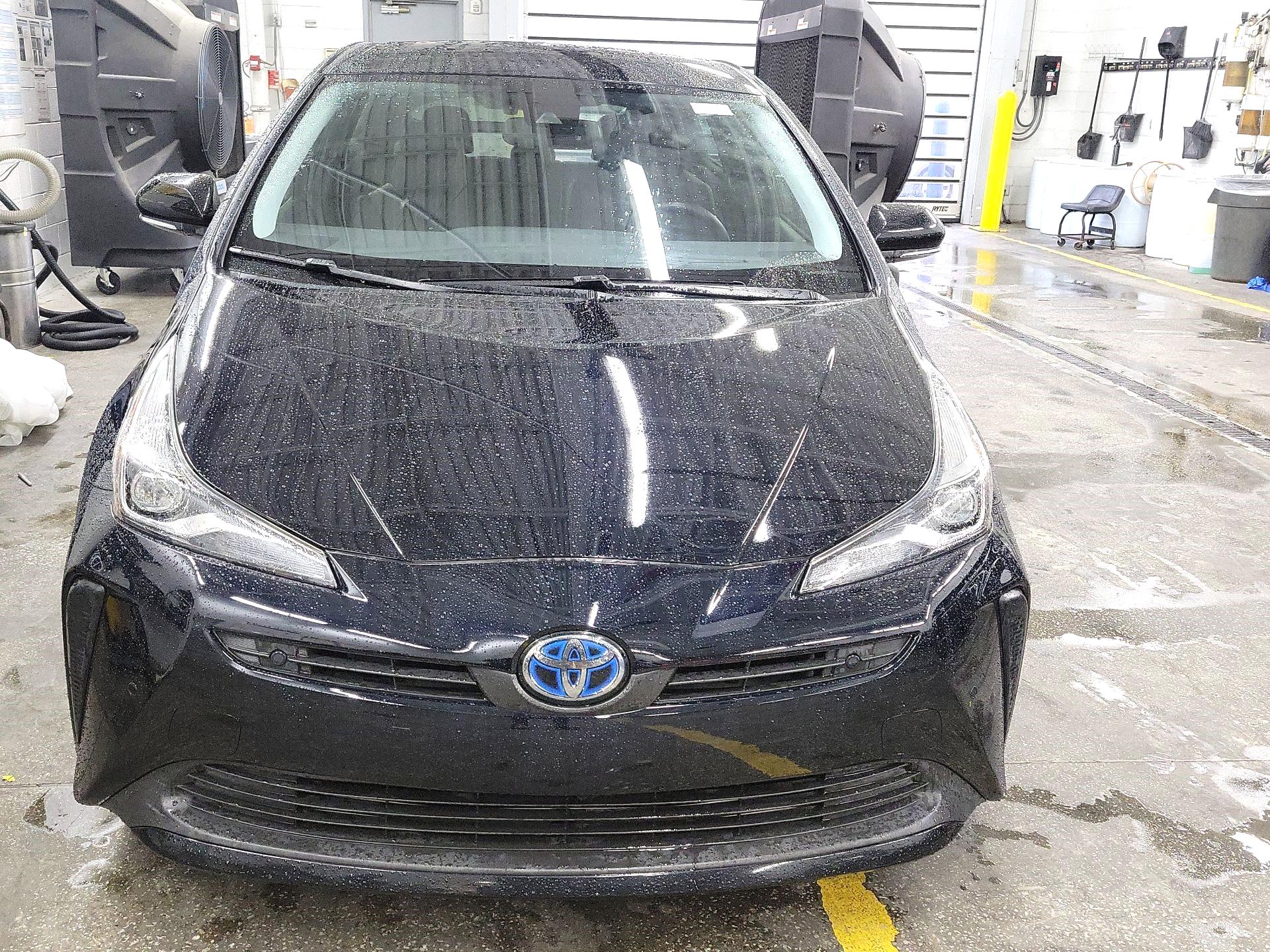 Thumbnail: 2021 Toyota Prius - 2