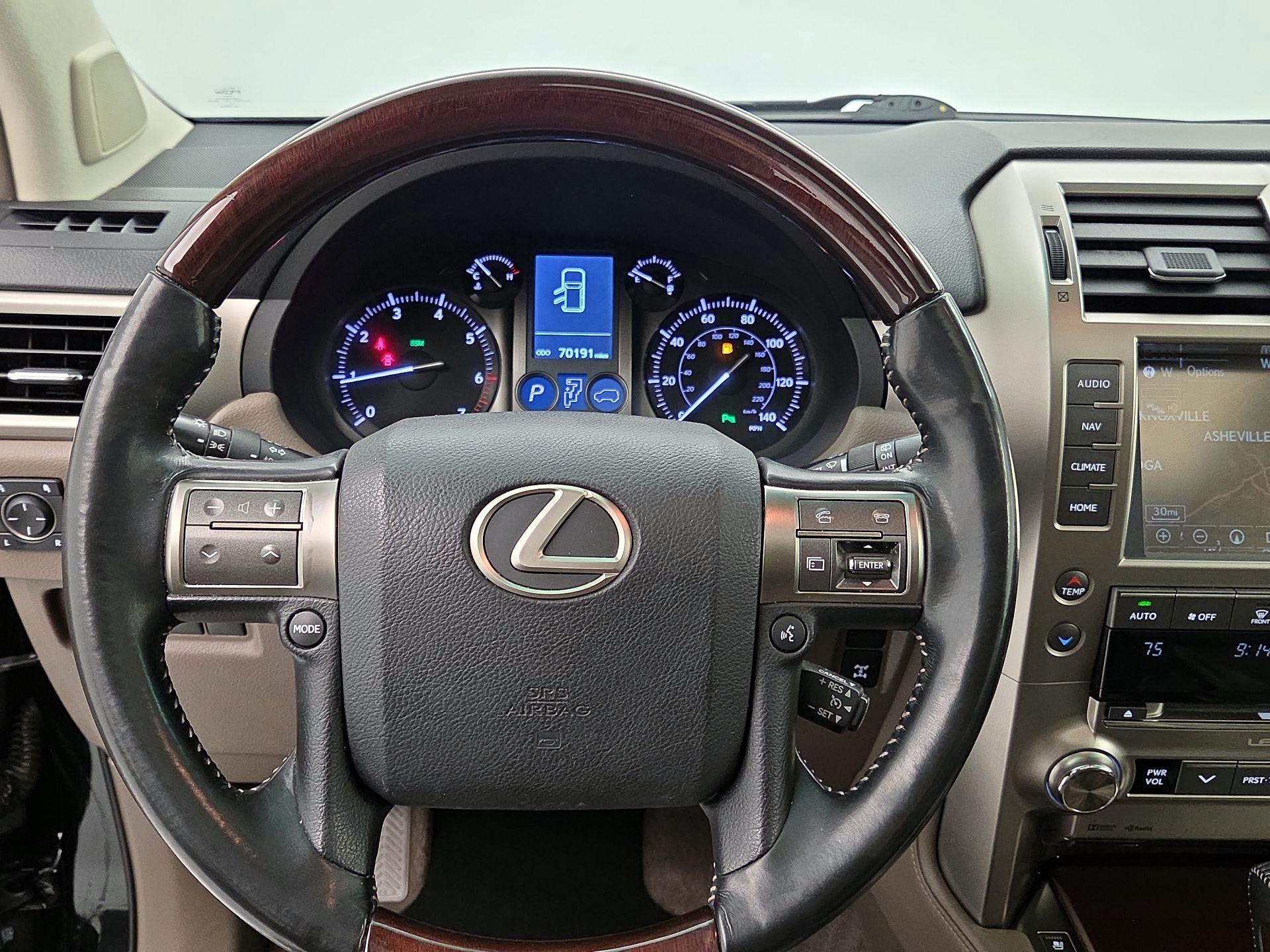 Thumbnail: 2019 Lexus GX - 10