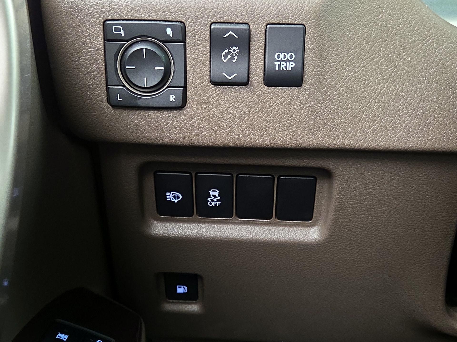 Thumbnail: 2019 Lexus GX - 13