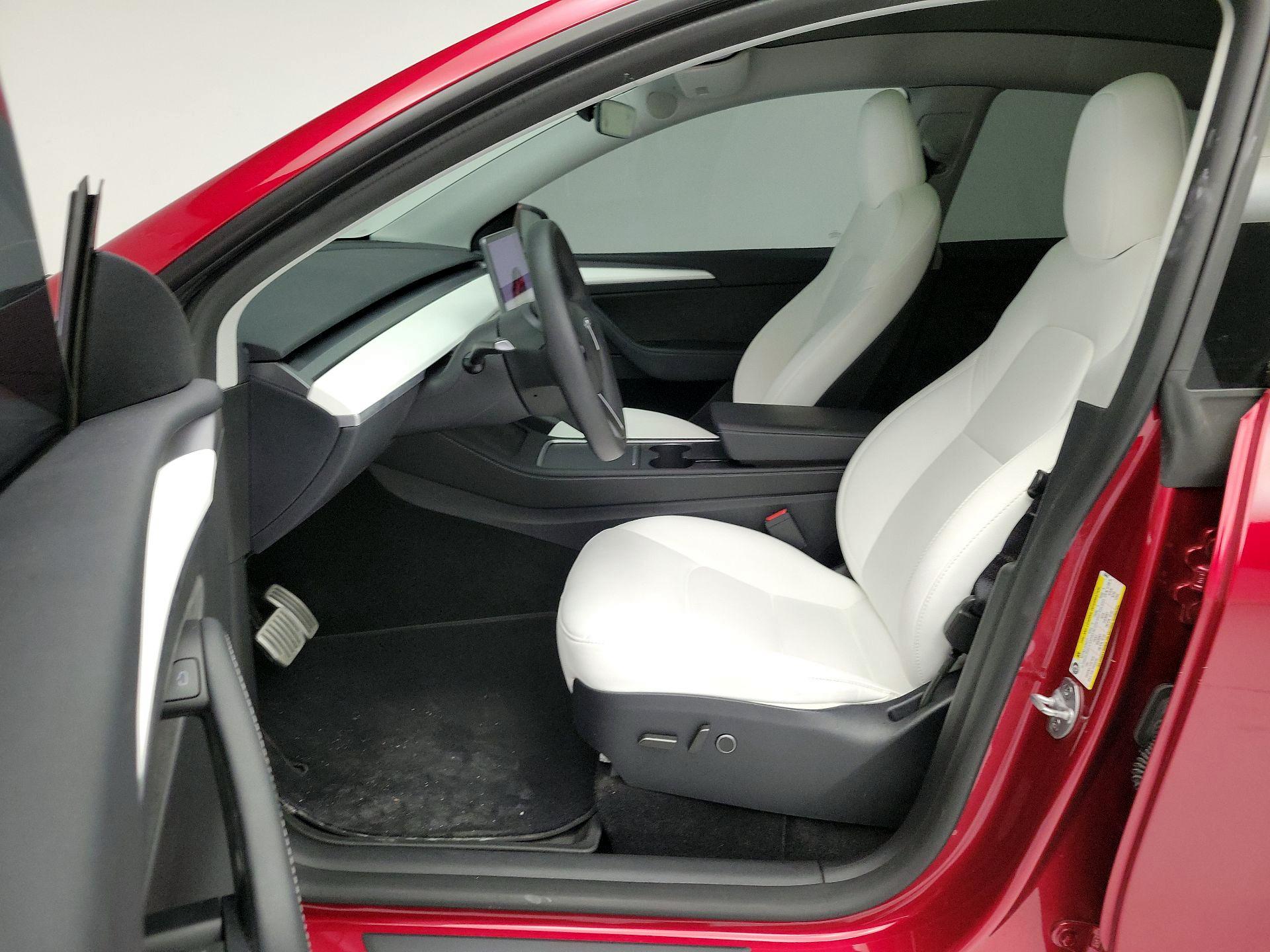 Thumbnail: 2024 Tesla Model Y - 11