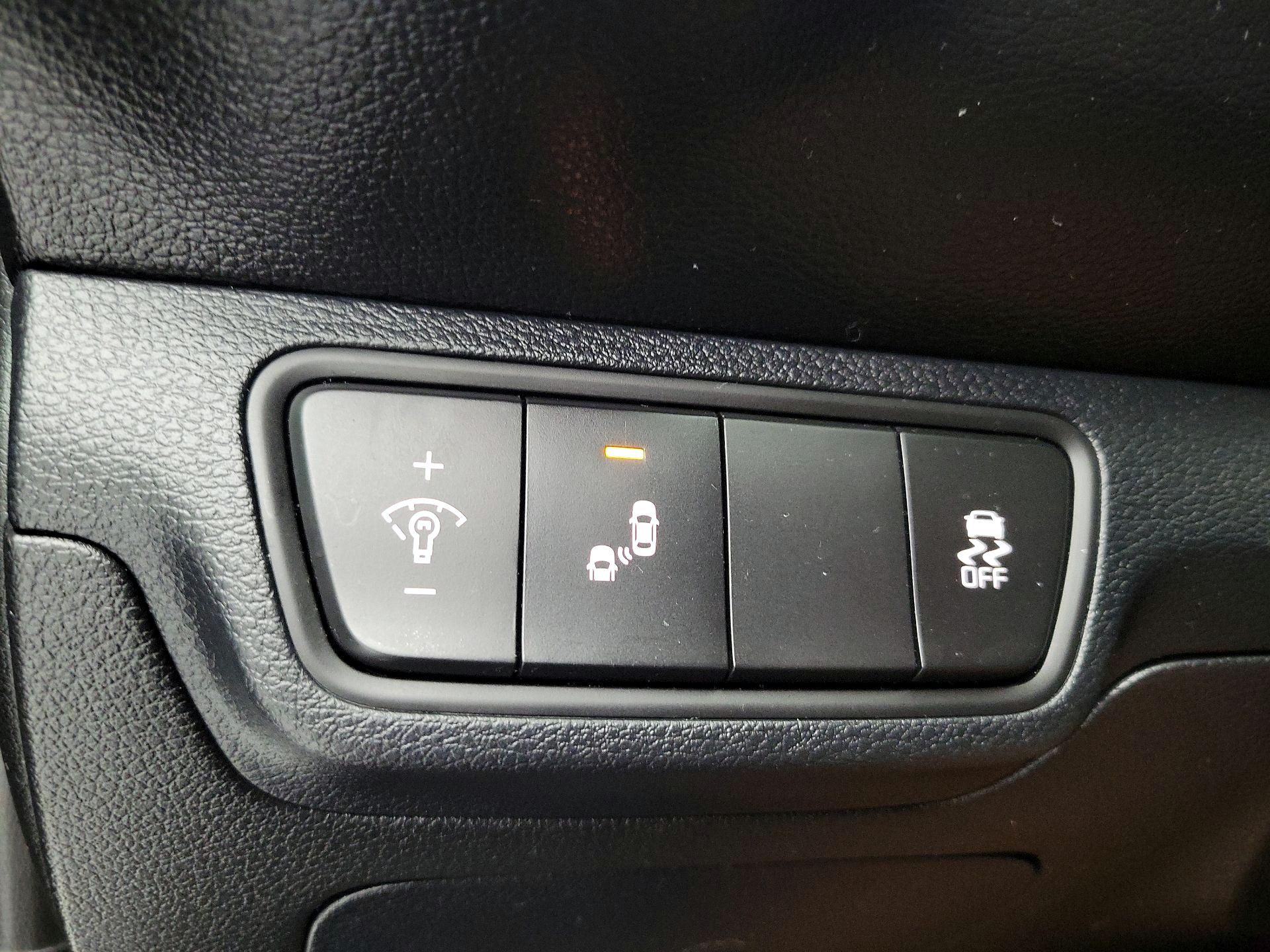 Thumbnail: 2024 Kia Forte - 13