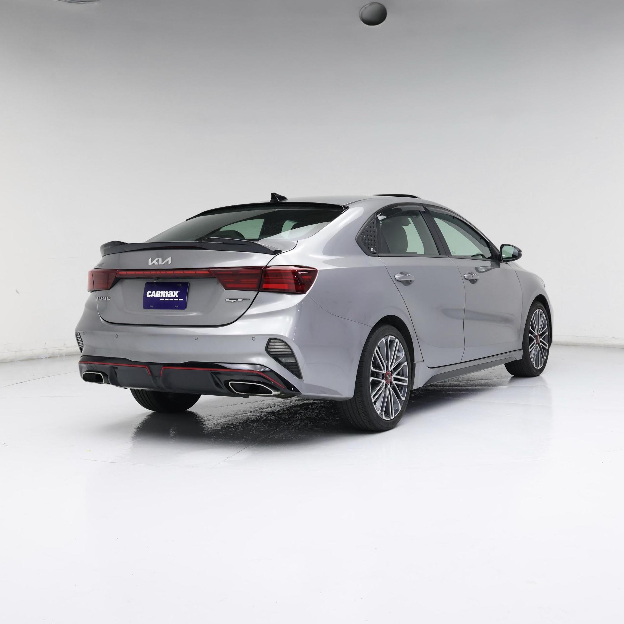 Thumbnail: 2024 Kia Forte - 8