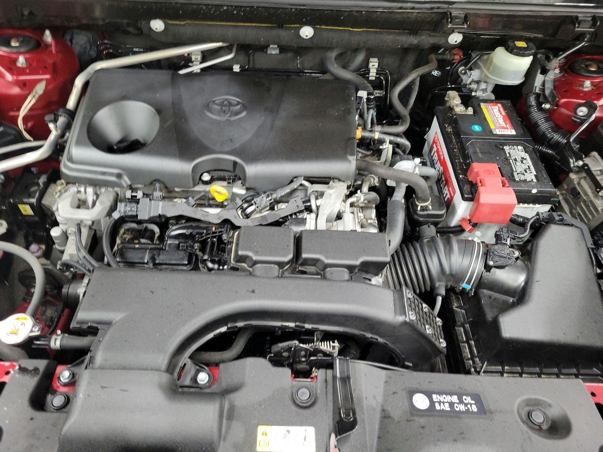 Thumbnail: 2019 Toyota RAV4 - 20