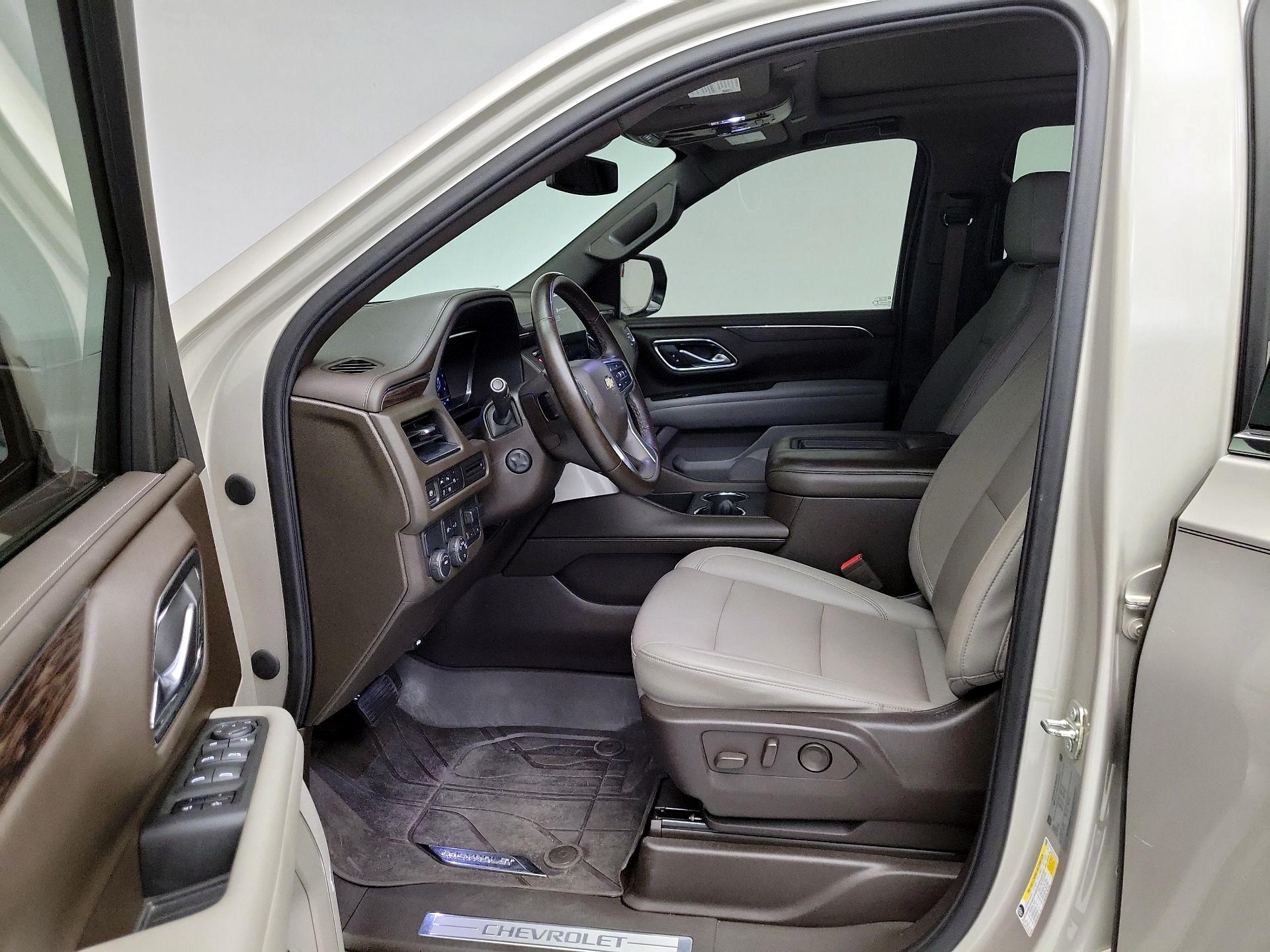 Thumbnail: 2023 Chevrolet Tahoe - 11