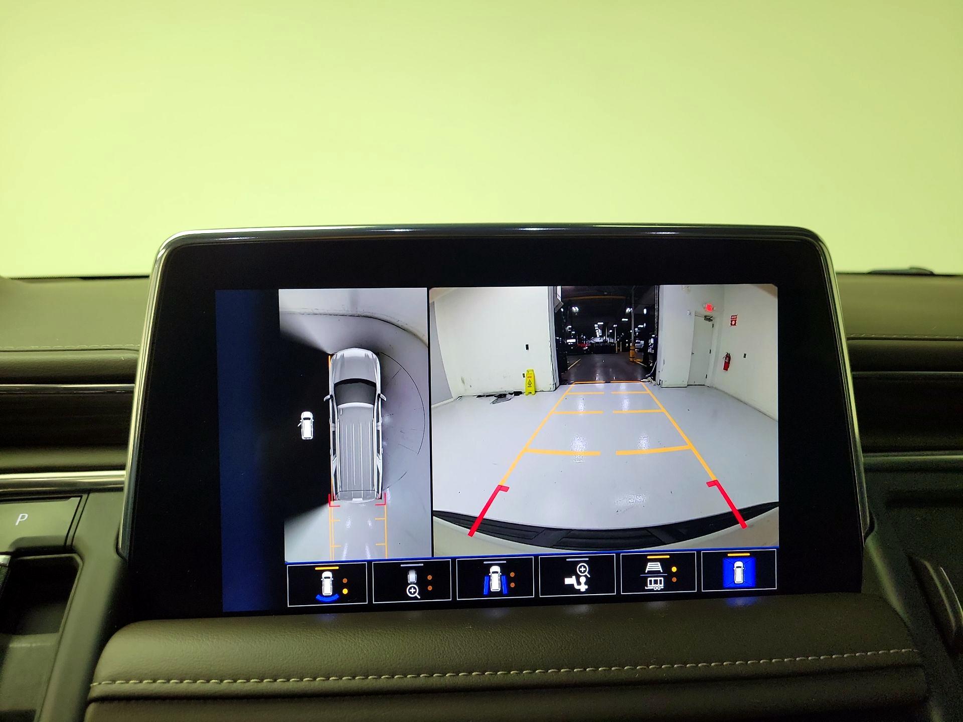 Thumbnail: 2023 Chevrolet Tahoe - 14