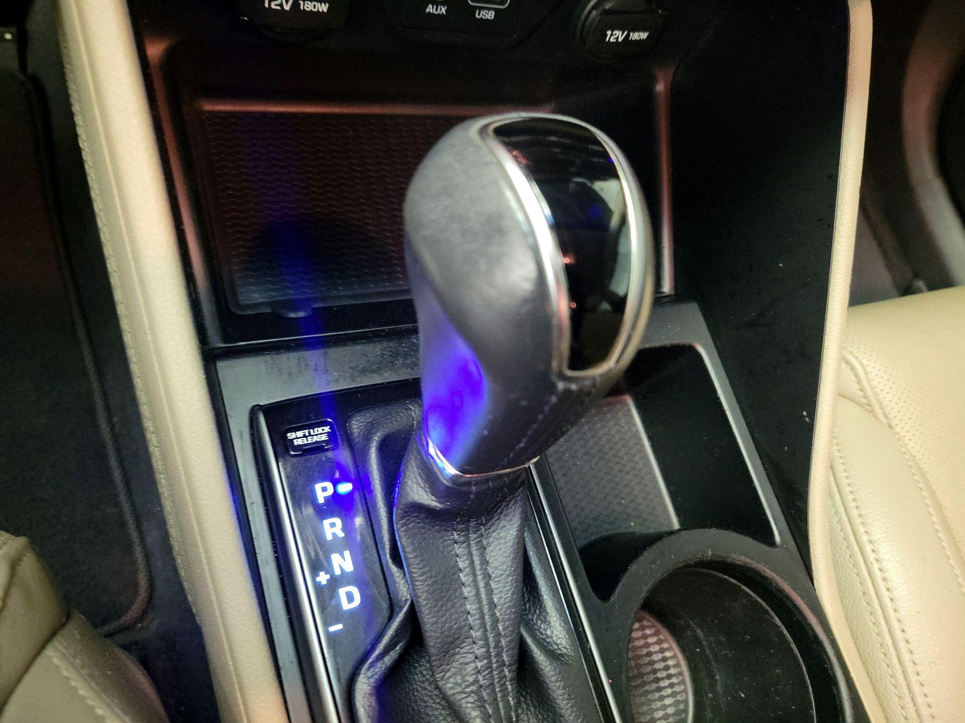 Thumbnail: 2016 Hyundai Tucson - 17