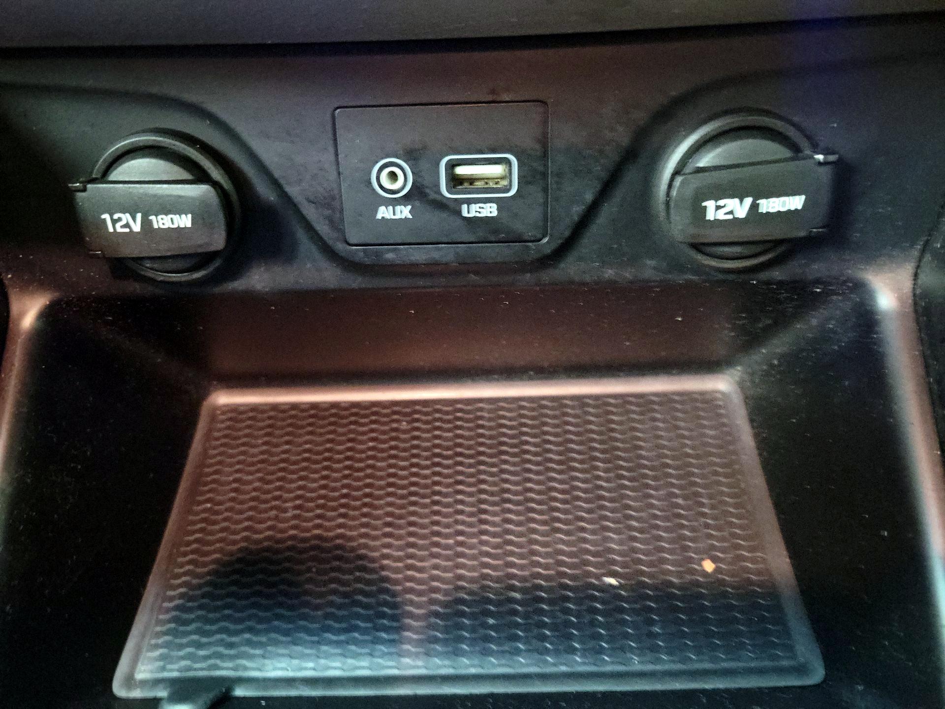 Thumbnail: 2016 Hyundai Tucson - 18