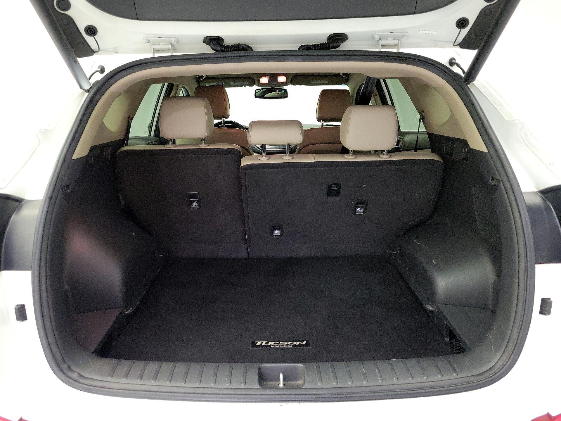 Thumbnail: 2016 Hyundai Tucson - 20