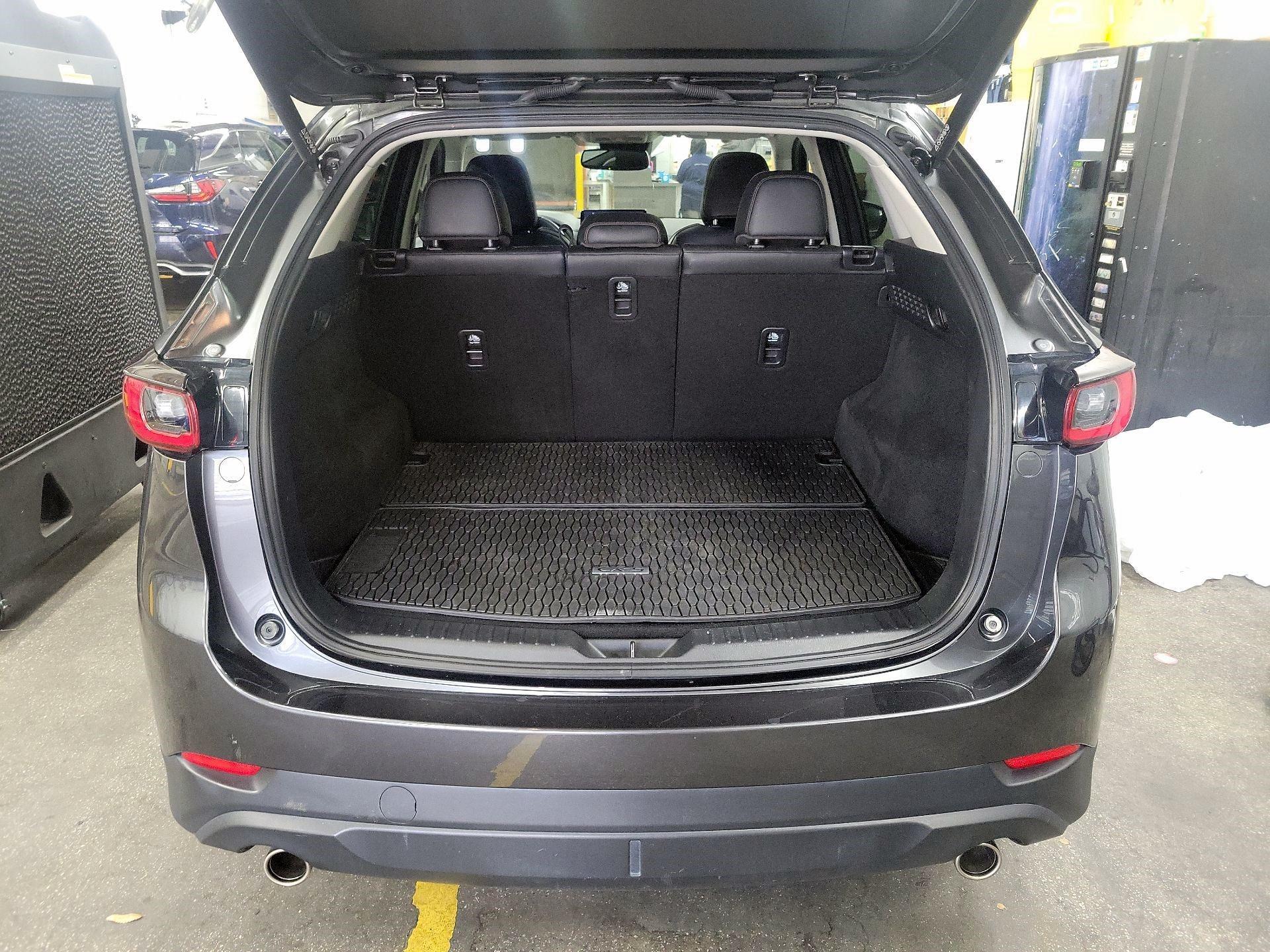 Thumbnail: 2023 Mazda CX-5 - 19