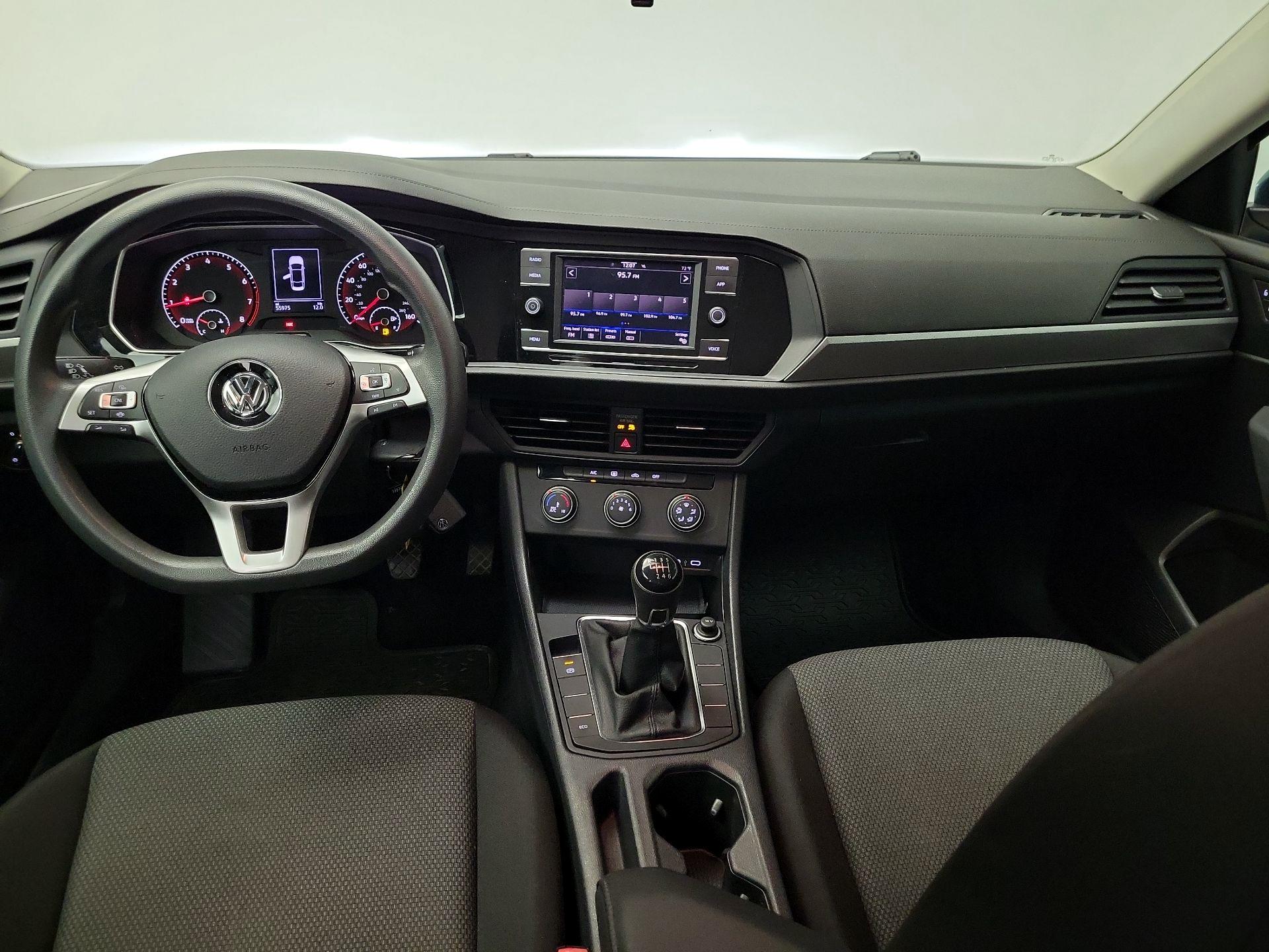 Thumbnail: 2021 Volkswagen Jetta - 9
