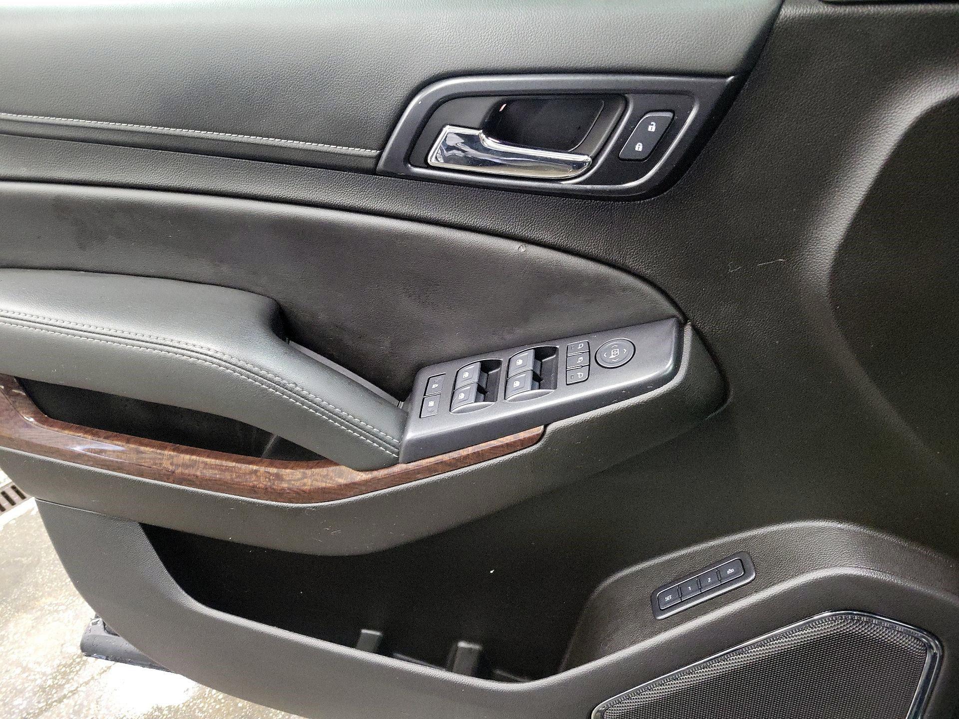 Thumbnail: 2020 GMC Yukon XL - 10