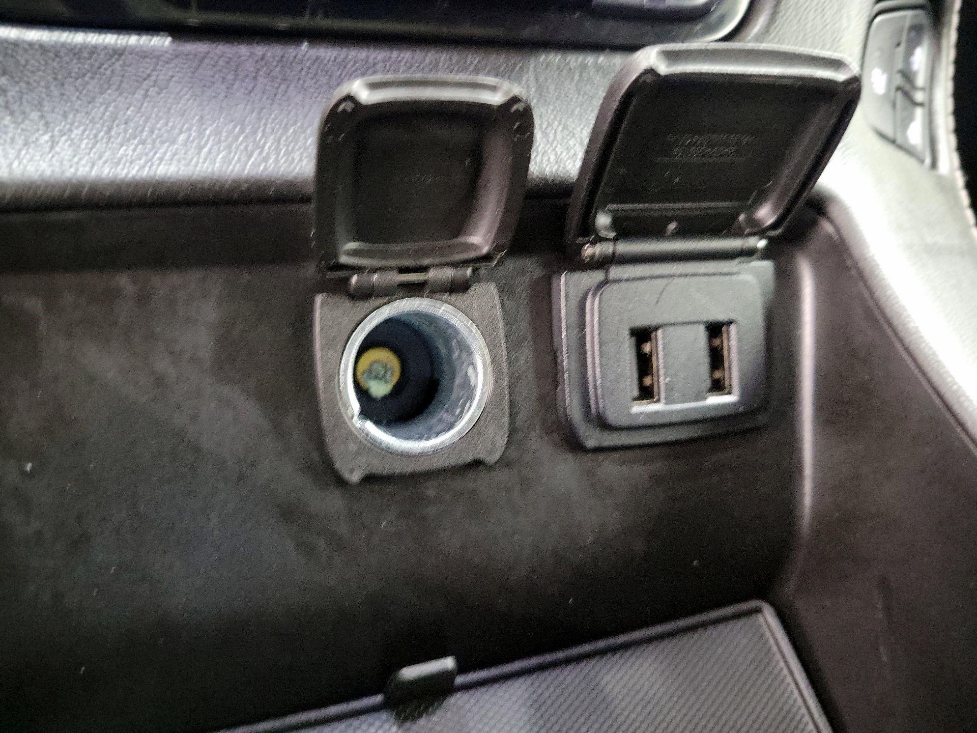 Thumbnail: 2020 GMC Yukon XL - 16