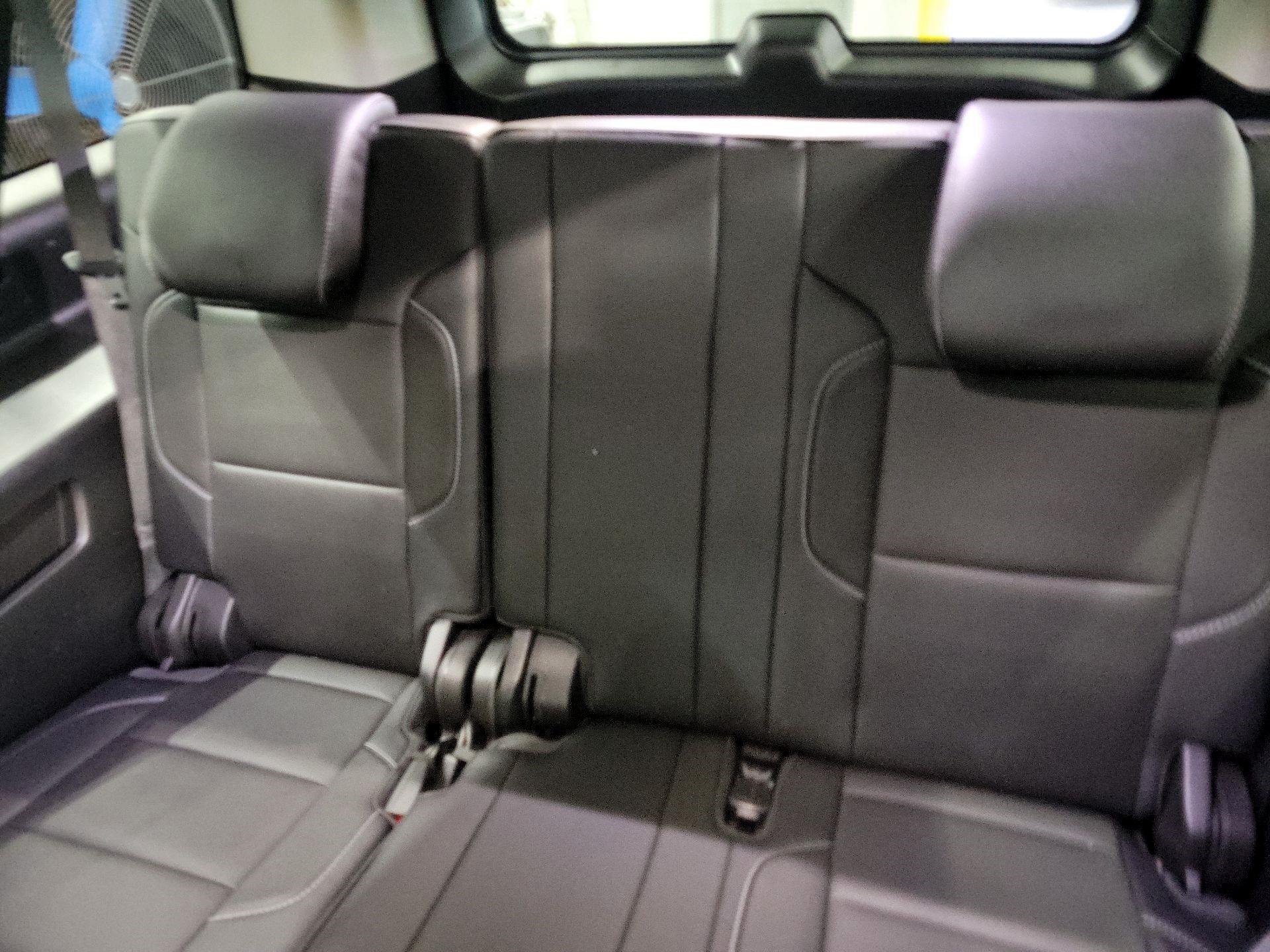 Thumbnail: 2020 GMC Yukon XL - 19