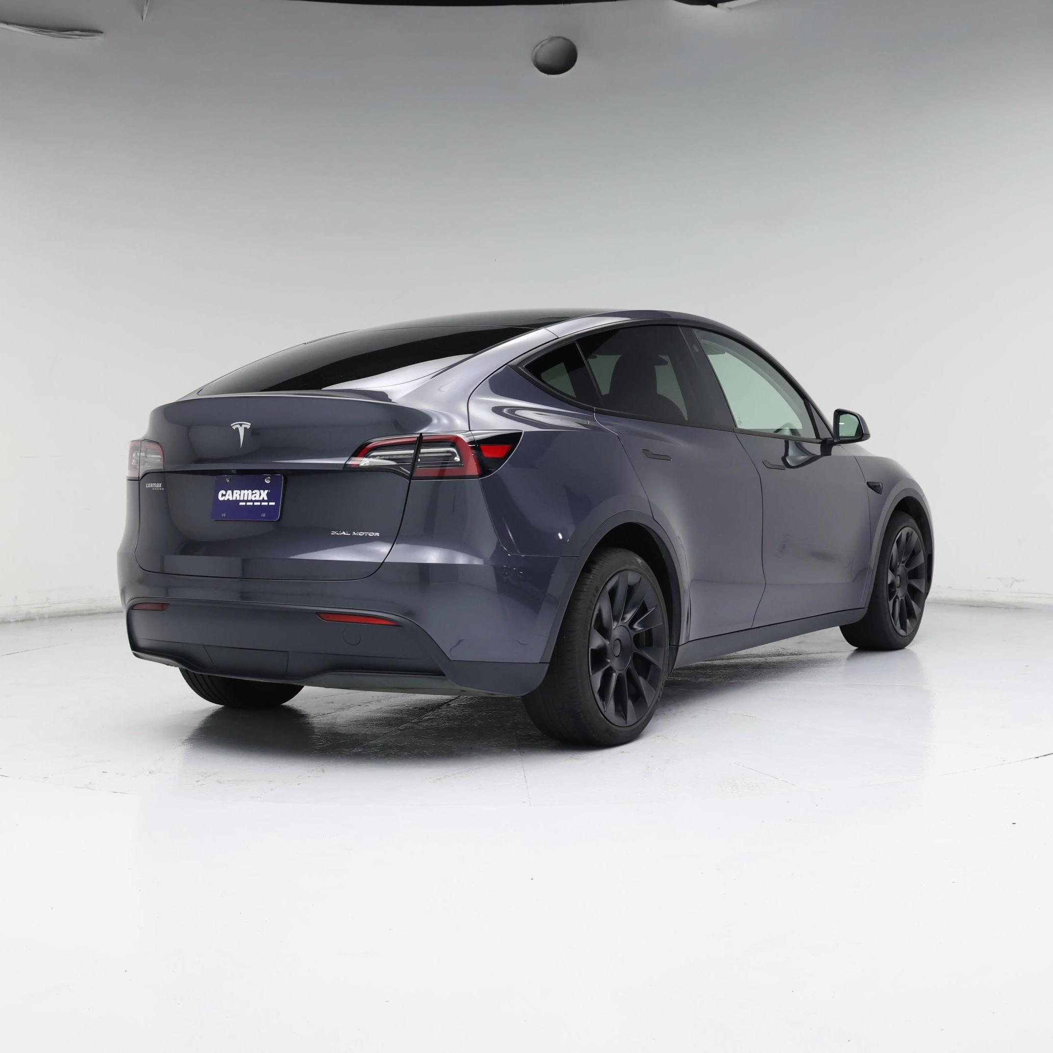 Thumbnail: 2023 Tesla Model Y - 8