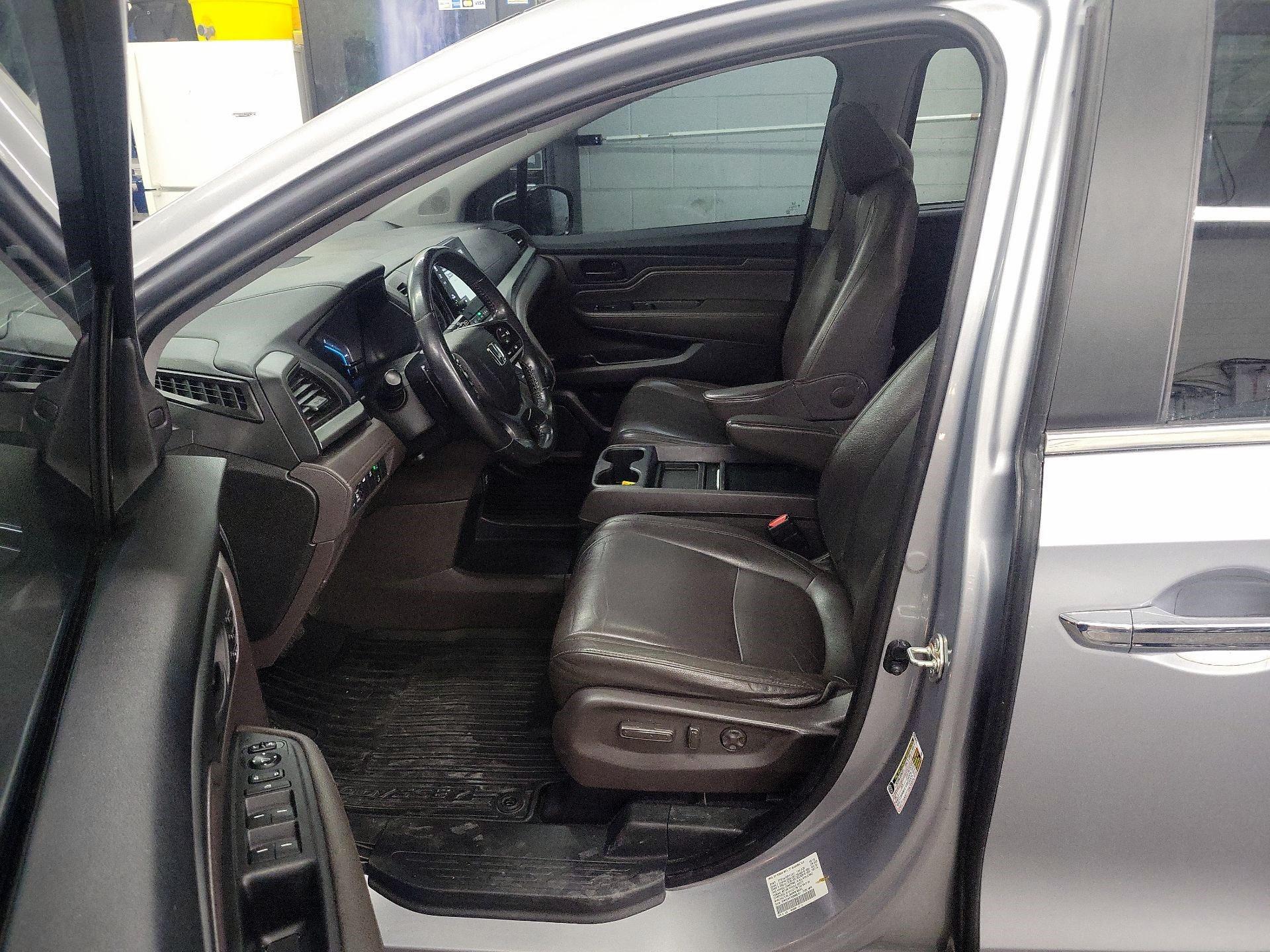 Thumbnail: 2019 Honda Odyssey - 9