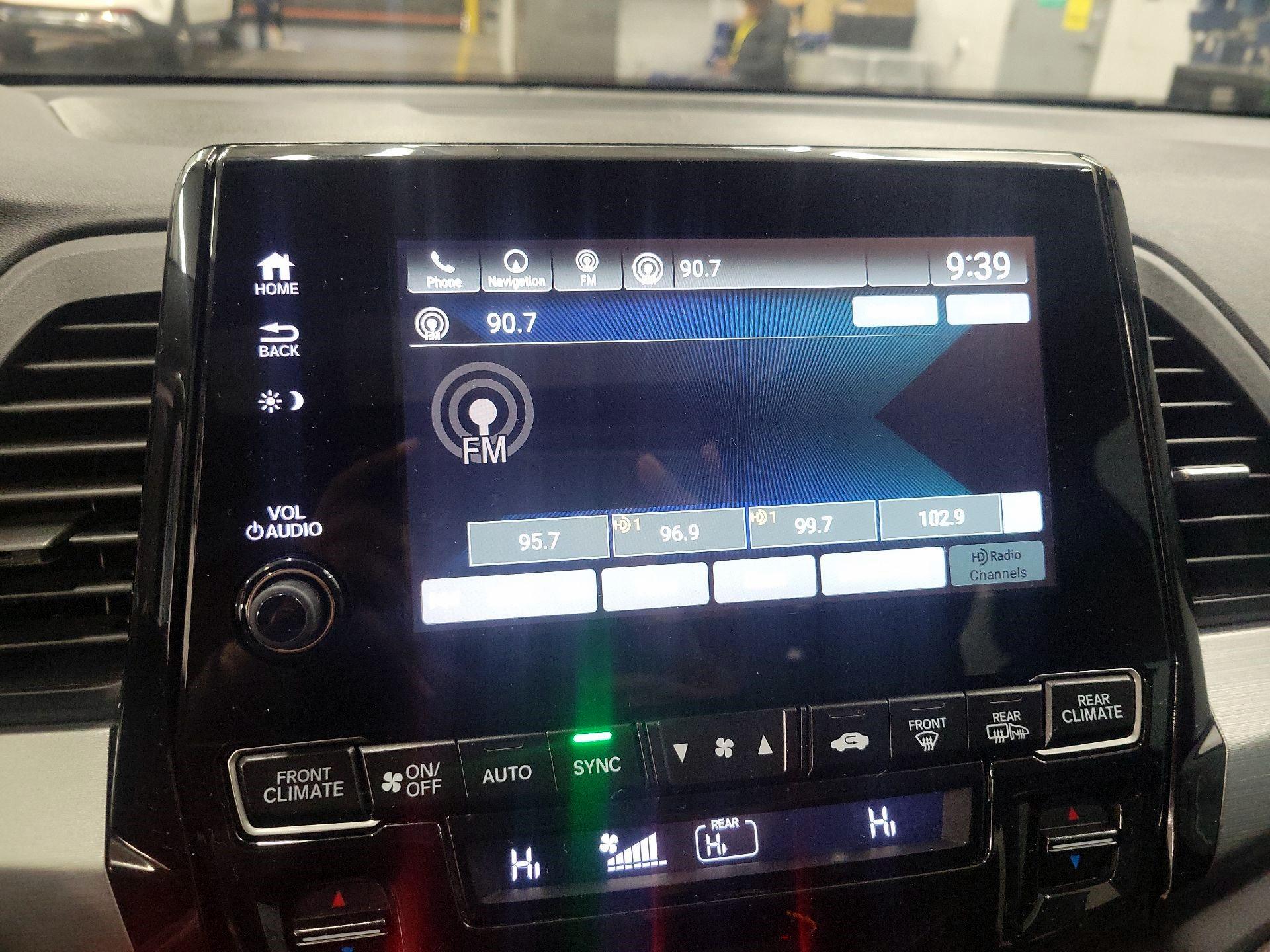 Thumbnail: 2019 Honda Odyssey - 14