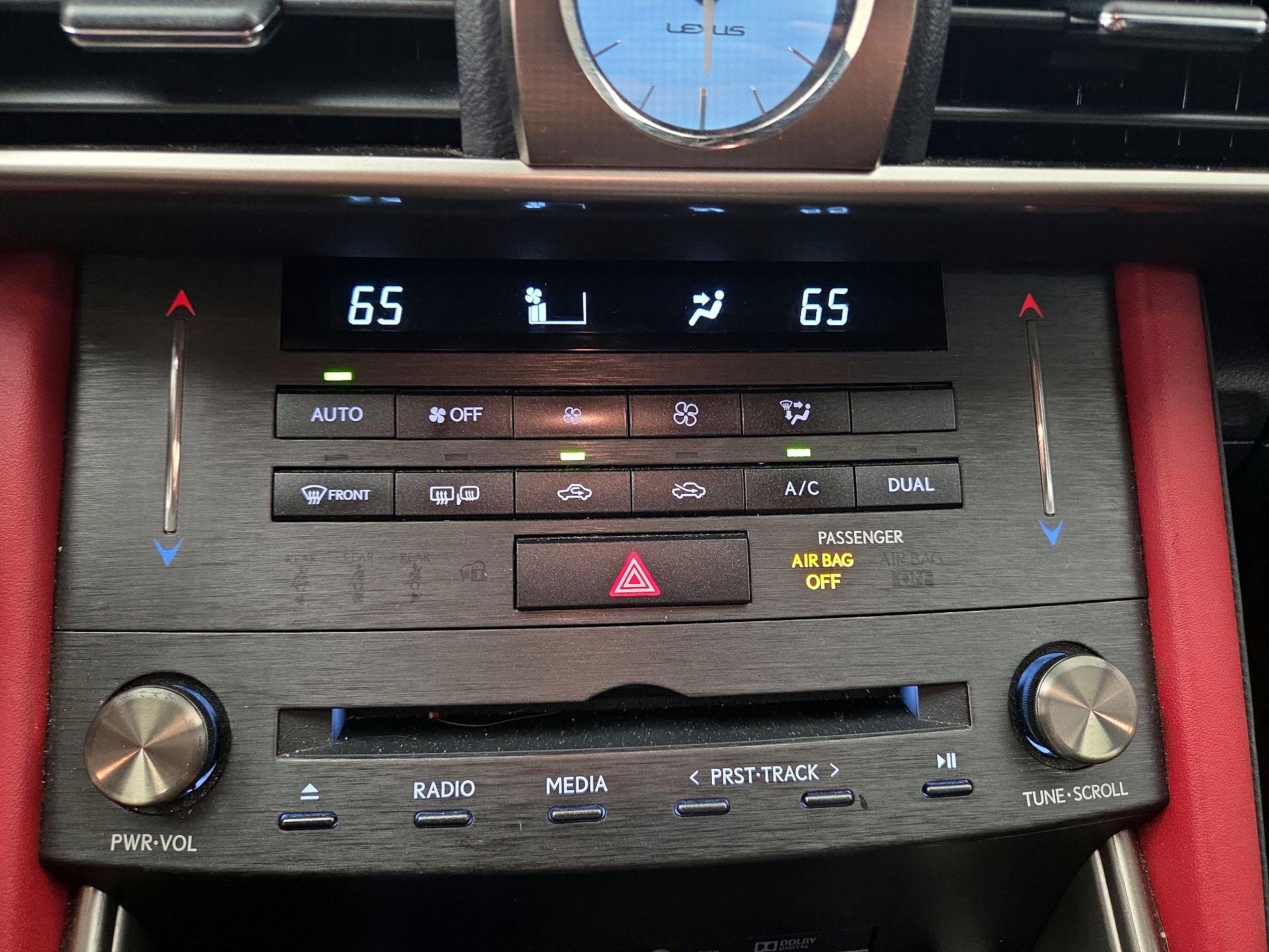 Thumbnail: 2019 Lexus IS - 16