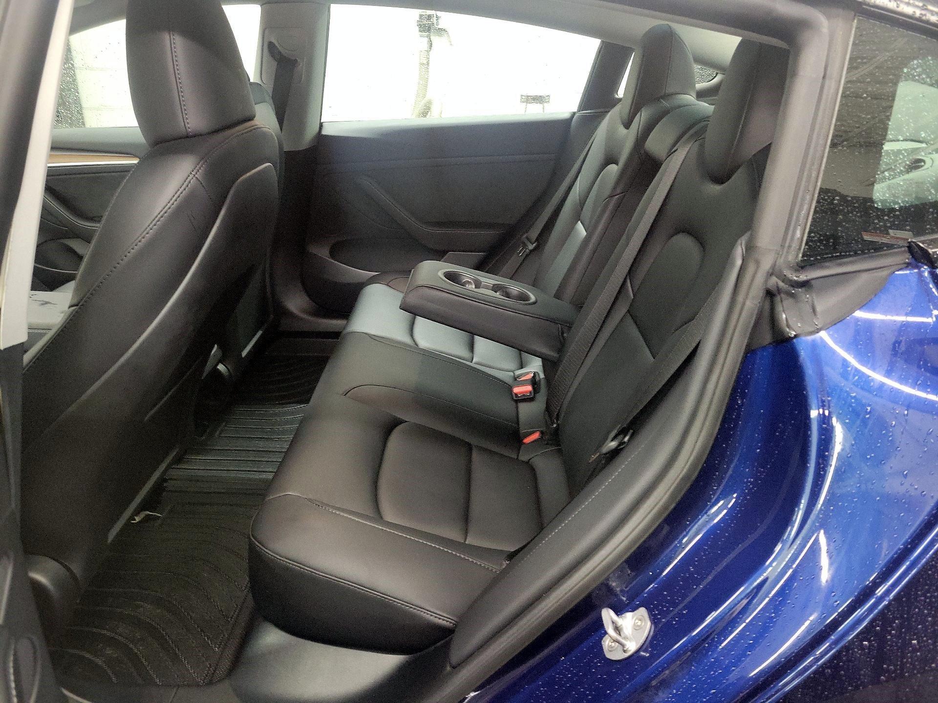 Thumbnail: 2023 Tesla Model 3 - 17