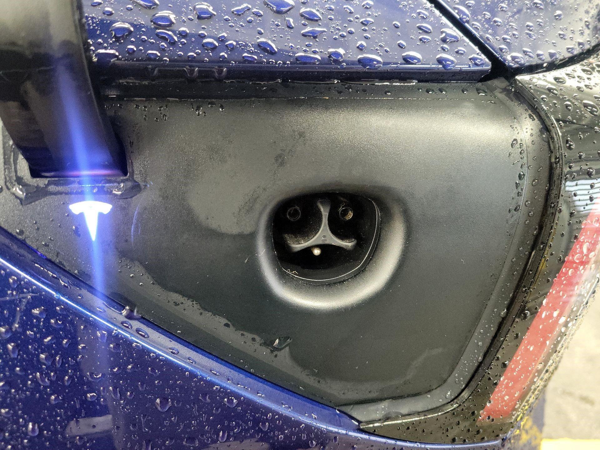 Thumbnail: 2023 Tesla Model 3 - 19