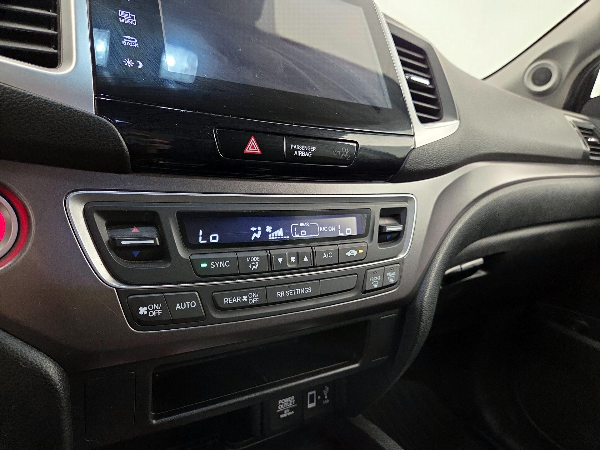 Thumbnail: 2020 Honda Ridgeline - 16