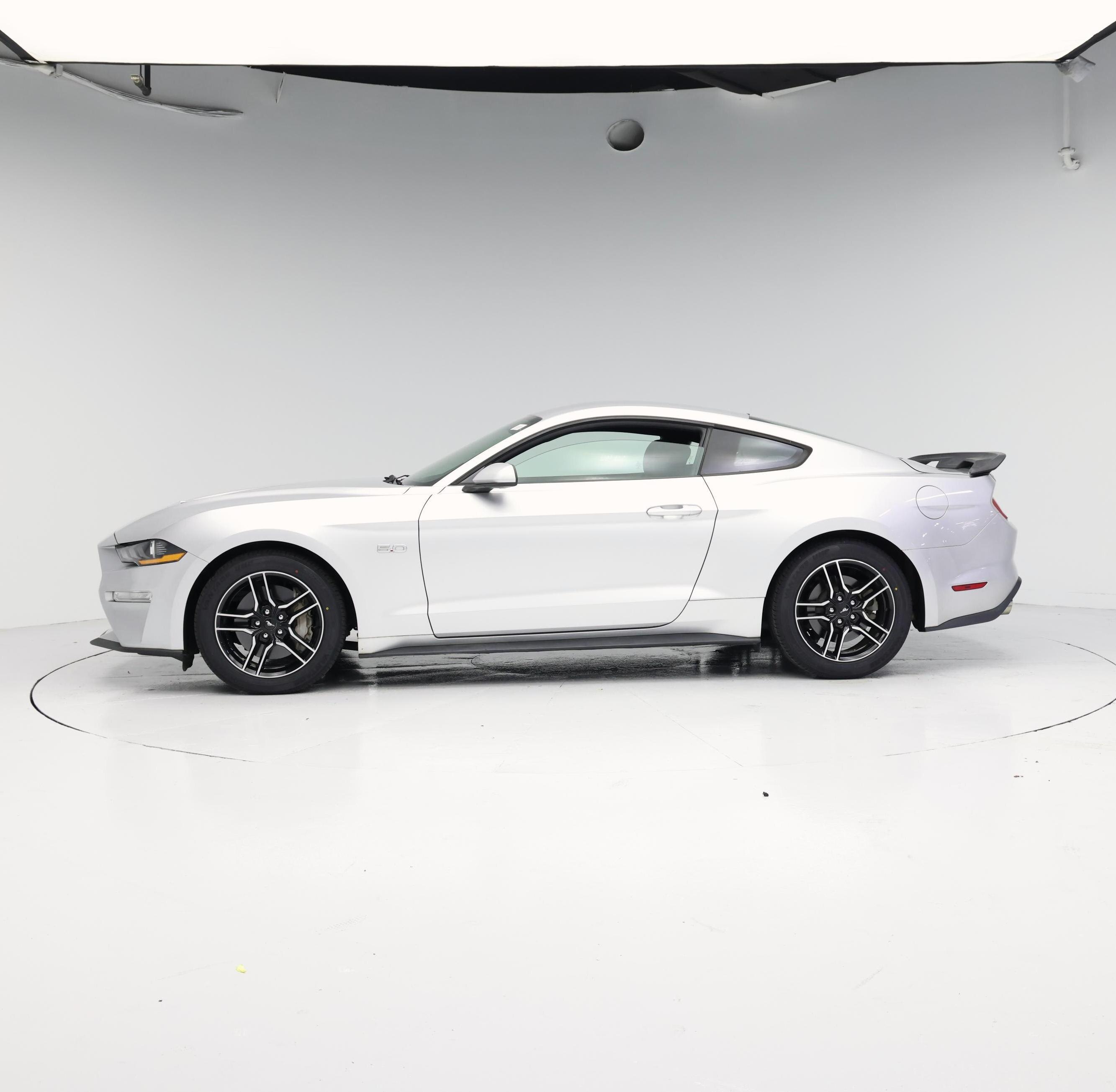 Thumbnail: 2018 Ford Mustang - 3