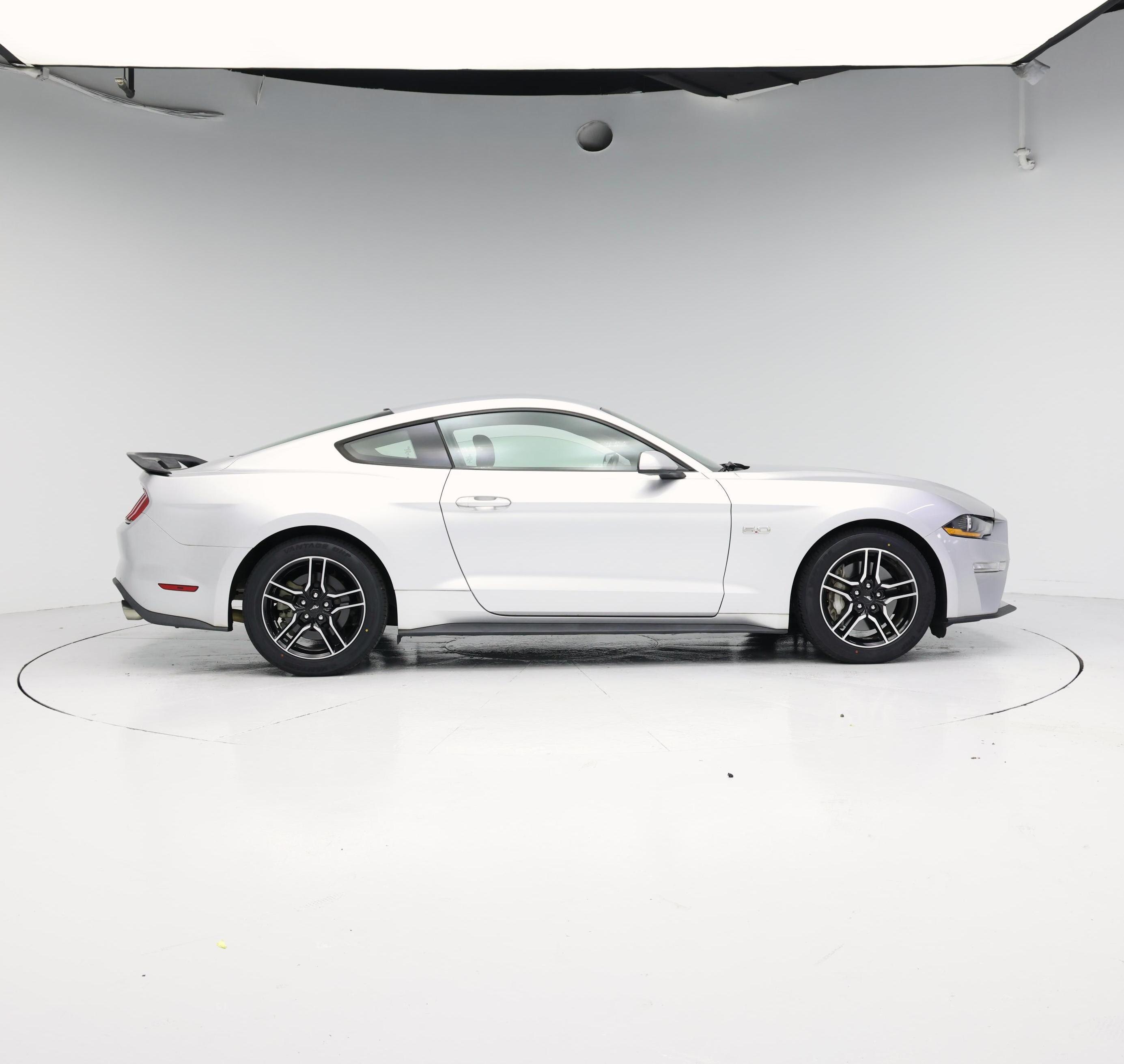 Thumbnail: 2018 Ford Mustang - 7